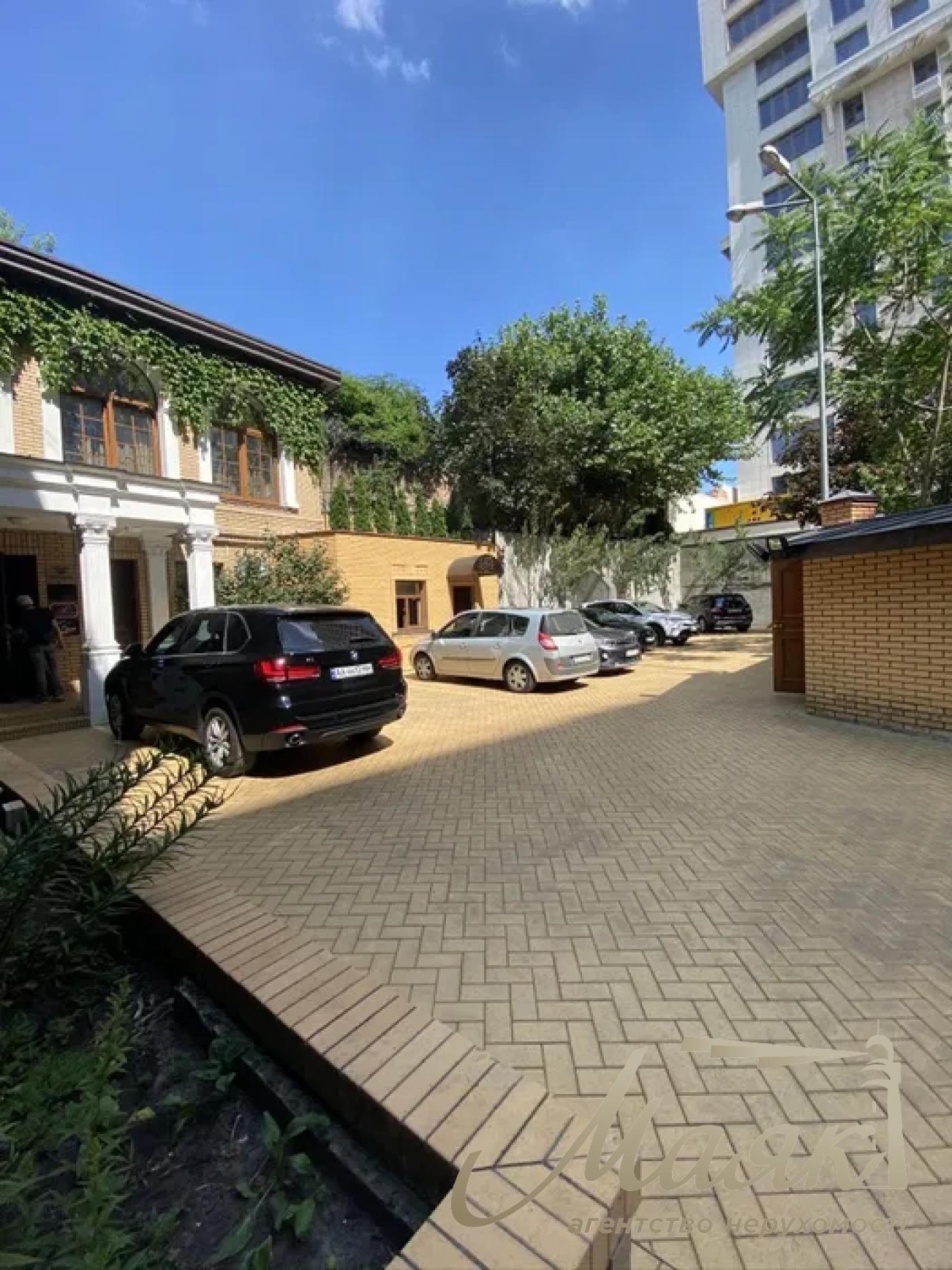 Оренда офісу 62 м.кв. Жилянська, Голосіївський р-н, Центр