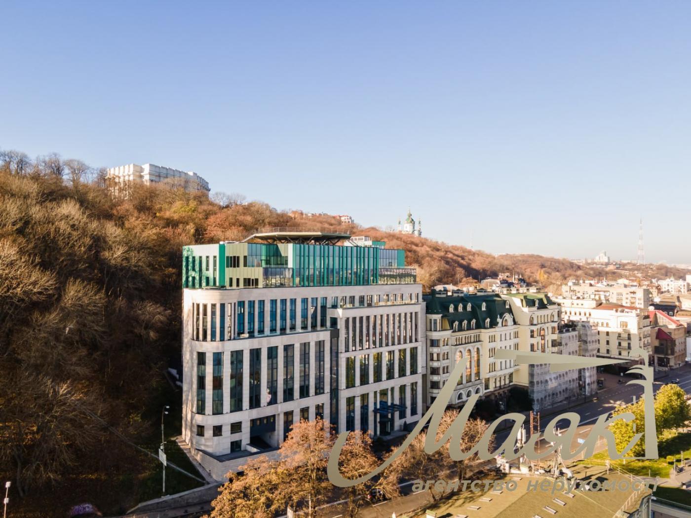 Оренда офісу 340м2 на Подолі вул. Сагайдачного в Бізнес центрі клас А