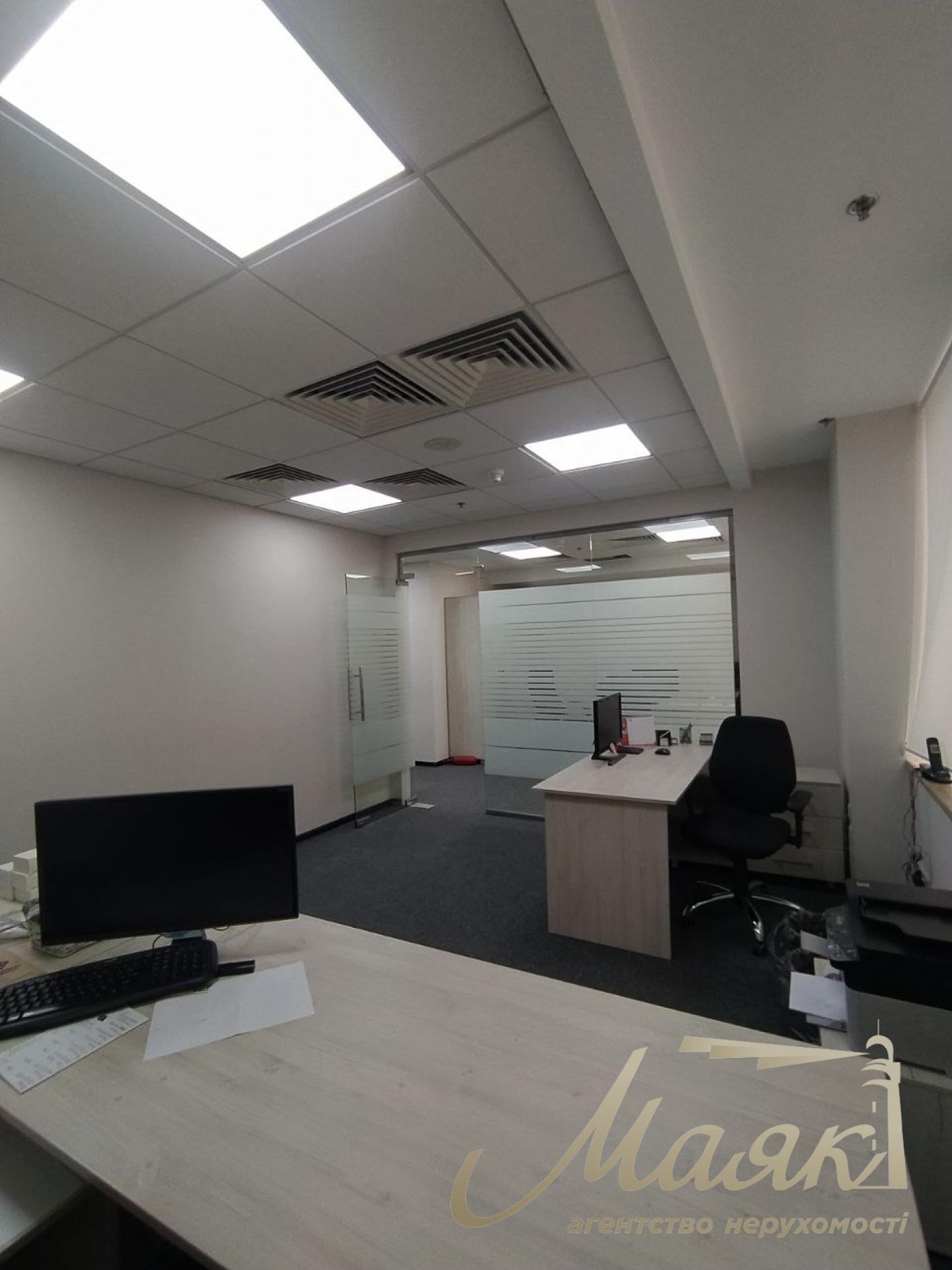 Аренда офиса 64 м.кв. БЦ Леонардо, Центр