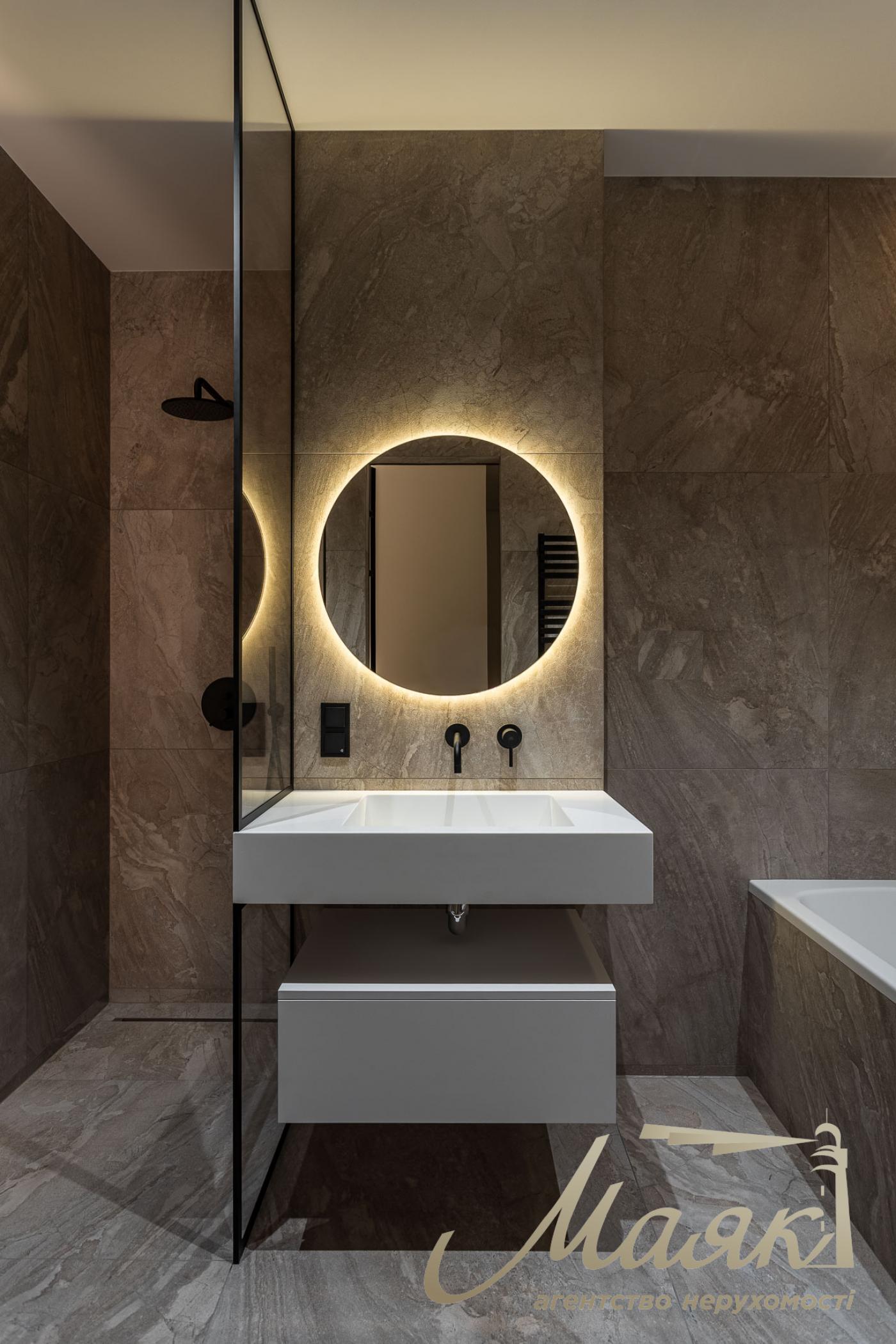 Продаж 4-кімнатної квартири ЖК Новопечерські Липки вул. Верхогляда (Верхогляда)