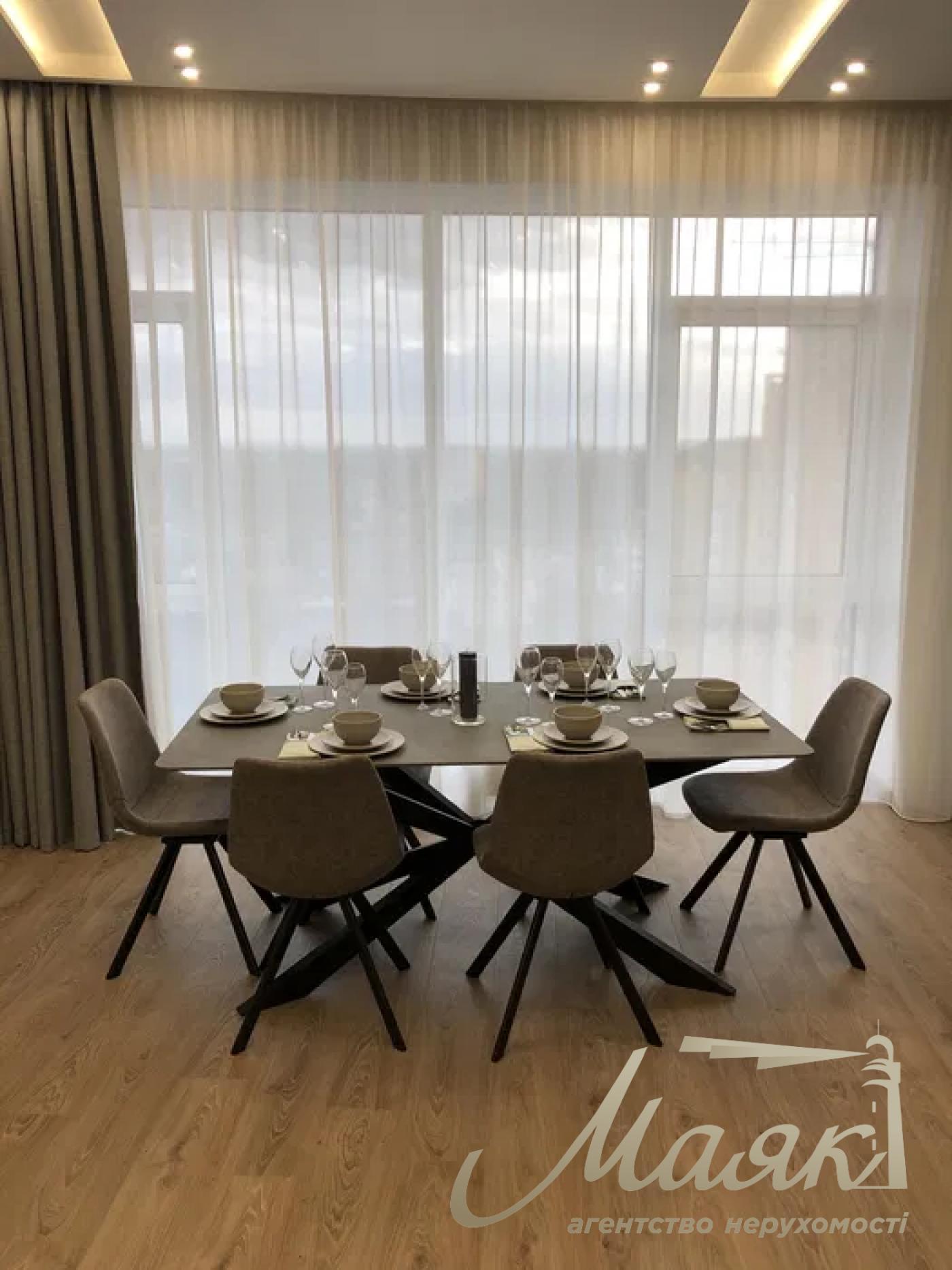 Оренда 4-х кімнатної квартири 120 м2 в ЖК Busov Hill вул. Бусловська, 12