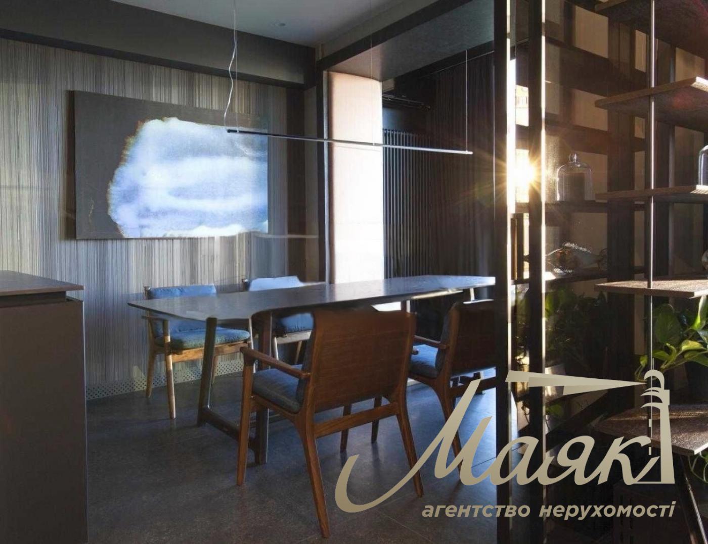 Продаж 2-кімнатної квартири 100 м², Виноградний пров., 4, Липки, Київ