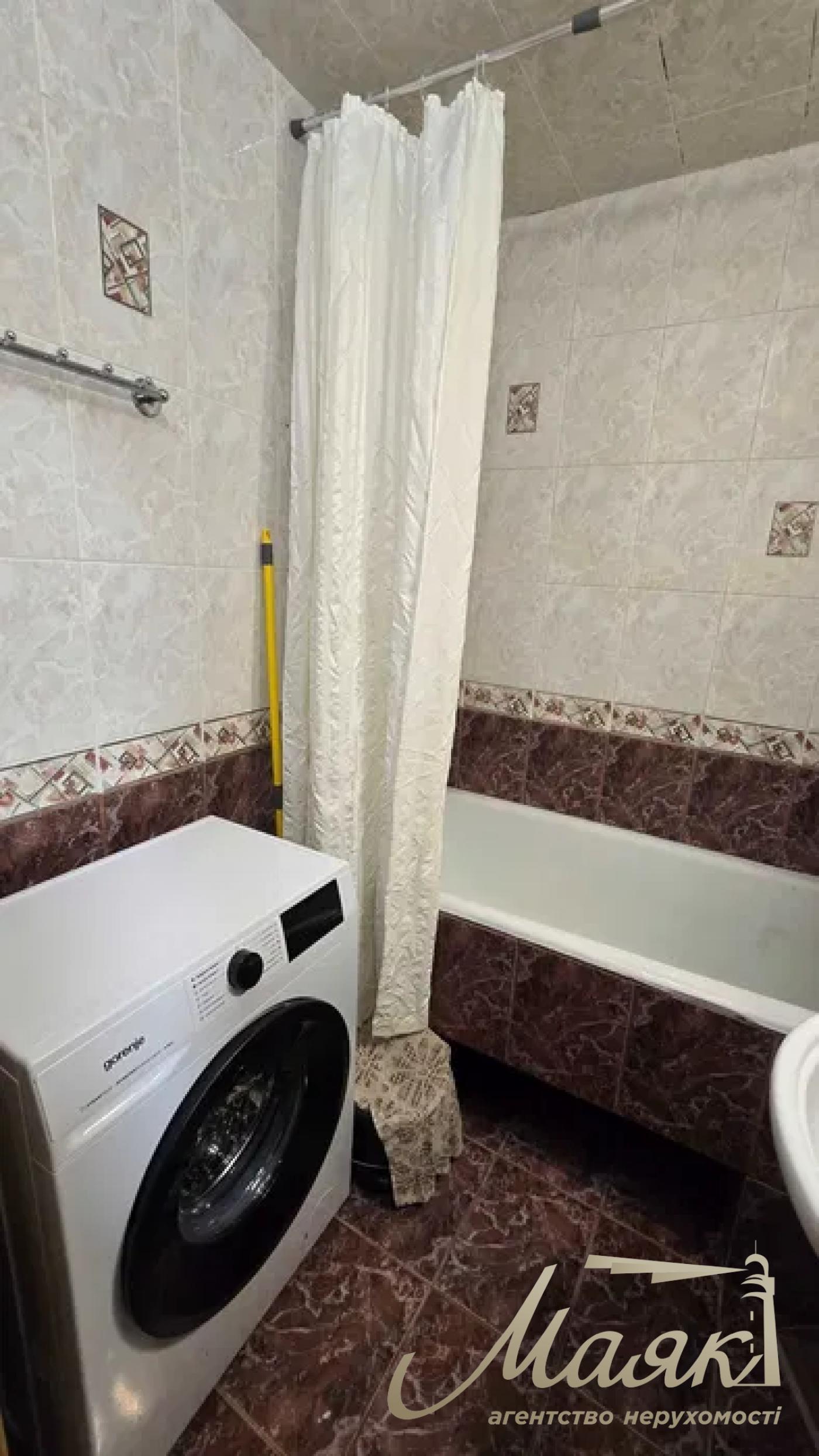 Rent 4-room apartment for rent on Antonovycha, Center, Kyiv