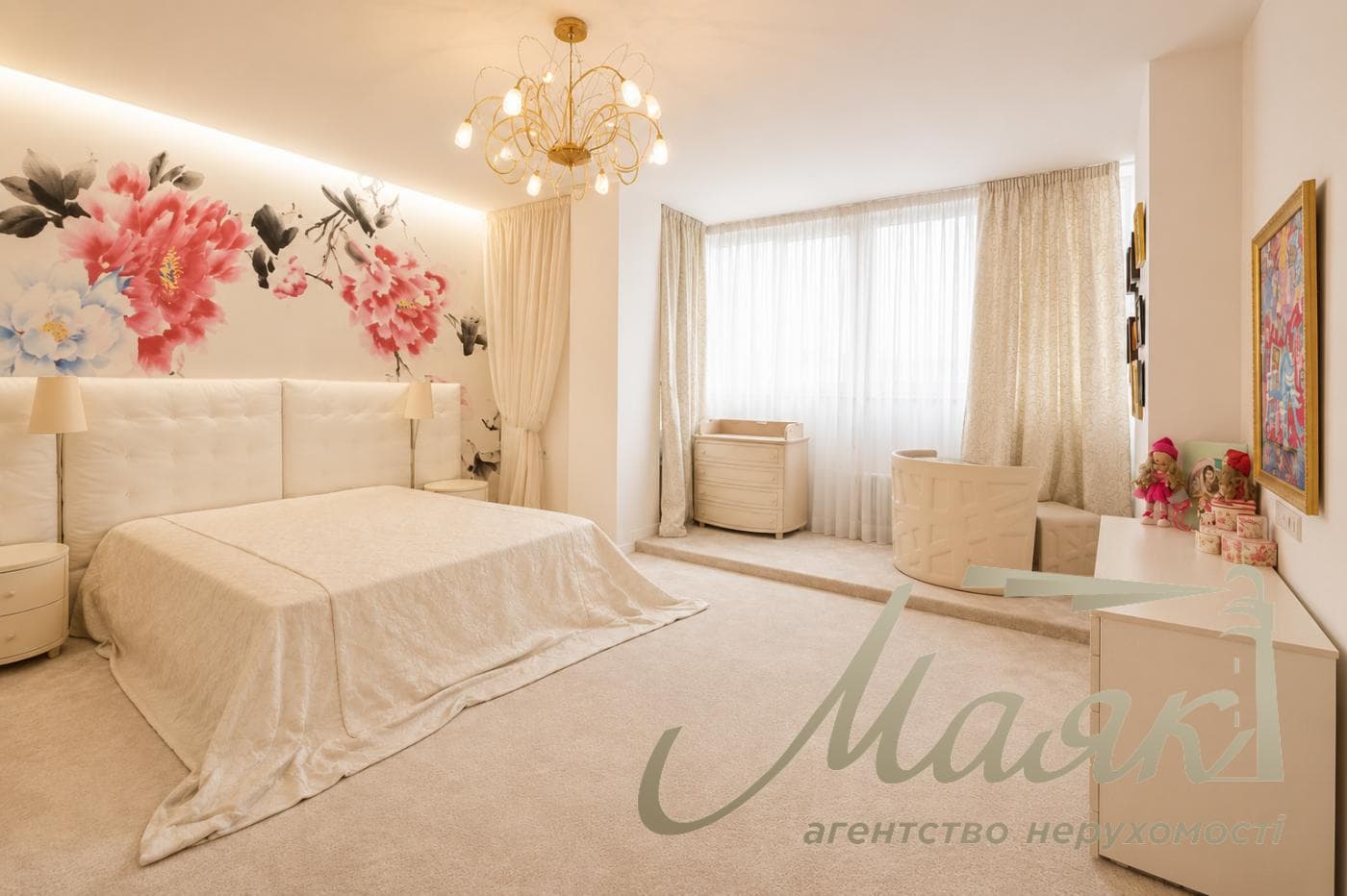 5-room family apartment for sale in the upscale Novopecherskie Lipki residential complex, Andriy Verkholyad/Dragomirov Street, Pechersk, Kyiv
