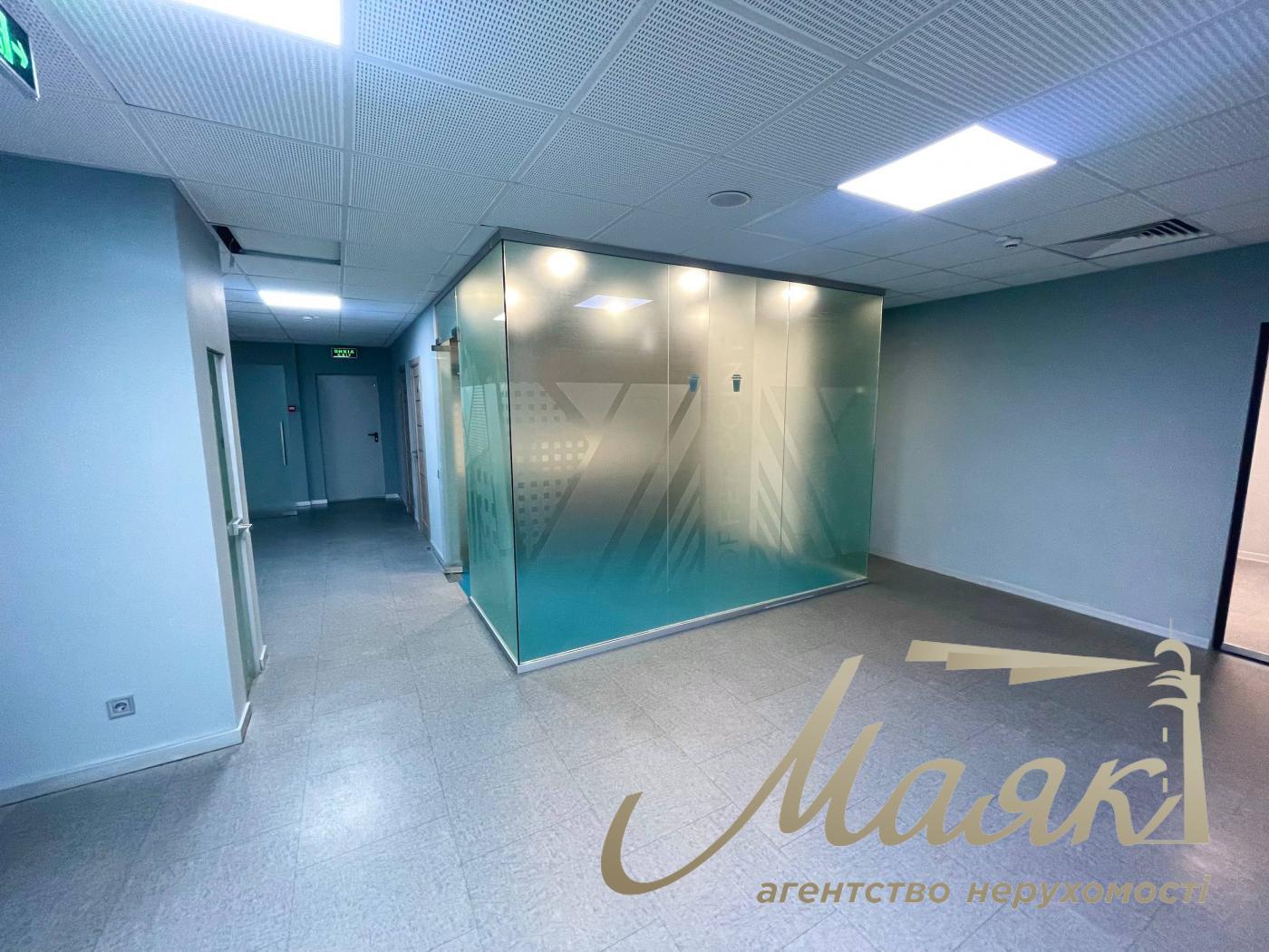 Оренда офісу 615м2 вул. Лєскова 9 Печерський район метро Печерська