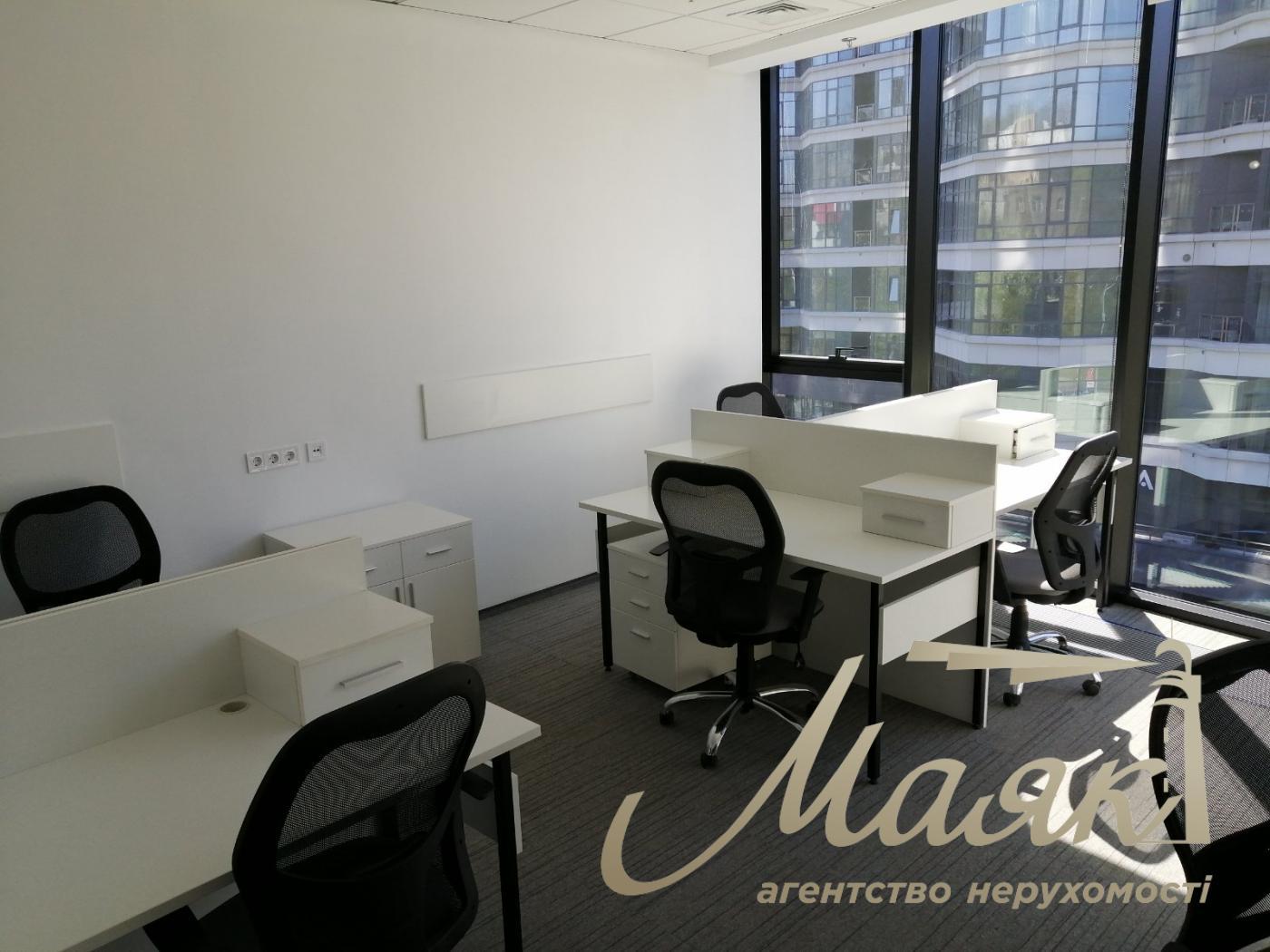Furnished office for rent 244 sq.m. in BC IQ on Bolsunovskaya str.