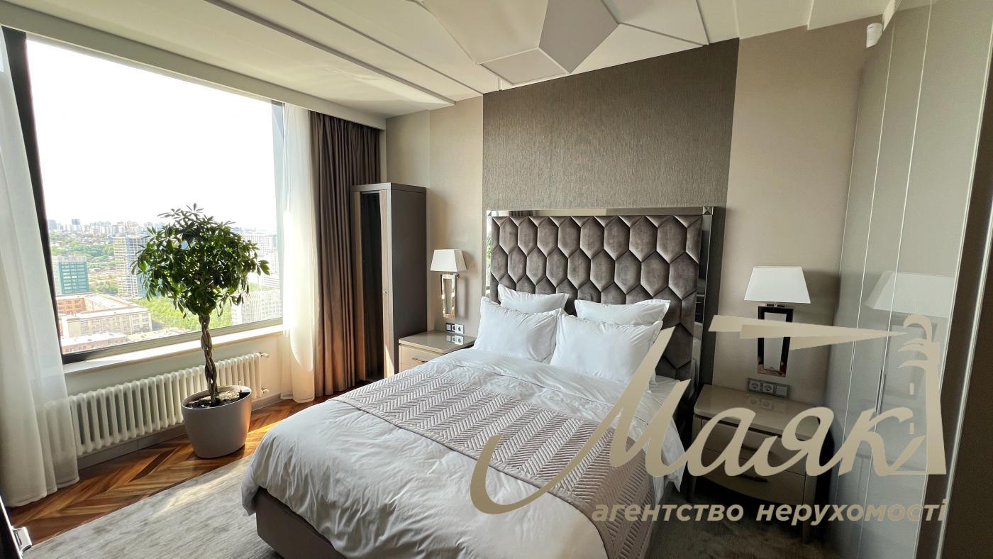 Продажа квартиры в ЖК TETRIS HALL, ул. Федорова, Печерск, Киев