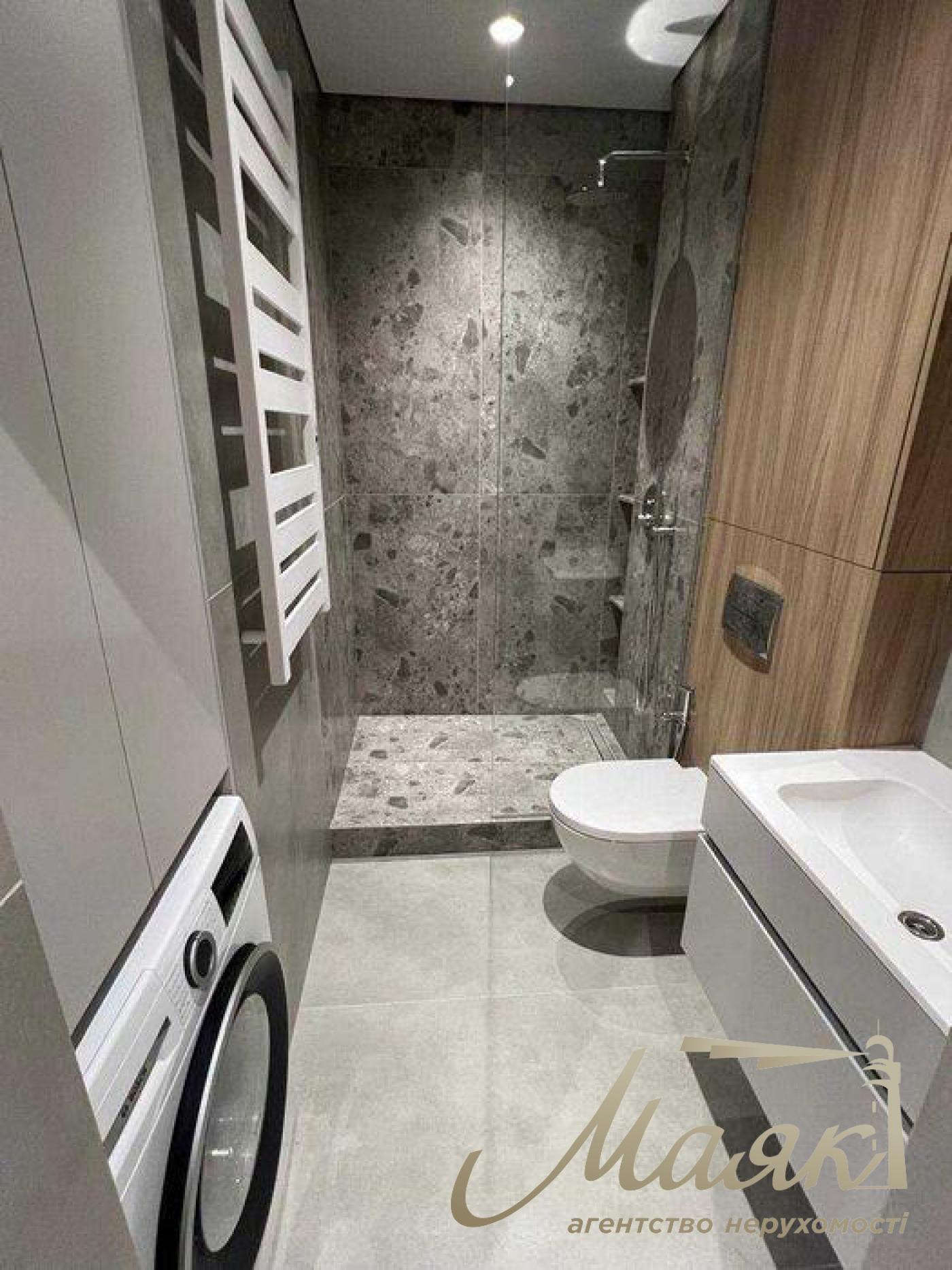 Продаж 2к квартири 65 кв.м у ЖК White Lines, просп. Голосіївський