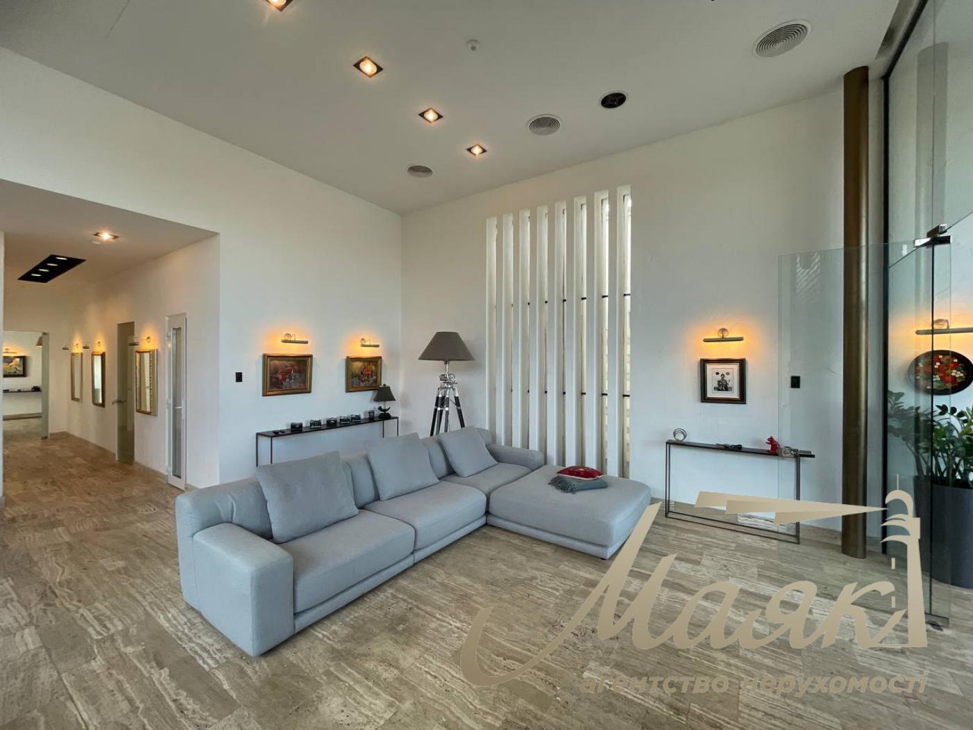 Оренда будинку Лісники- 200 м2 у котеджному містечку Хутір Ясний, з виходом на озеро, 10 соток