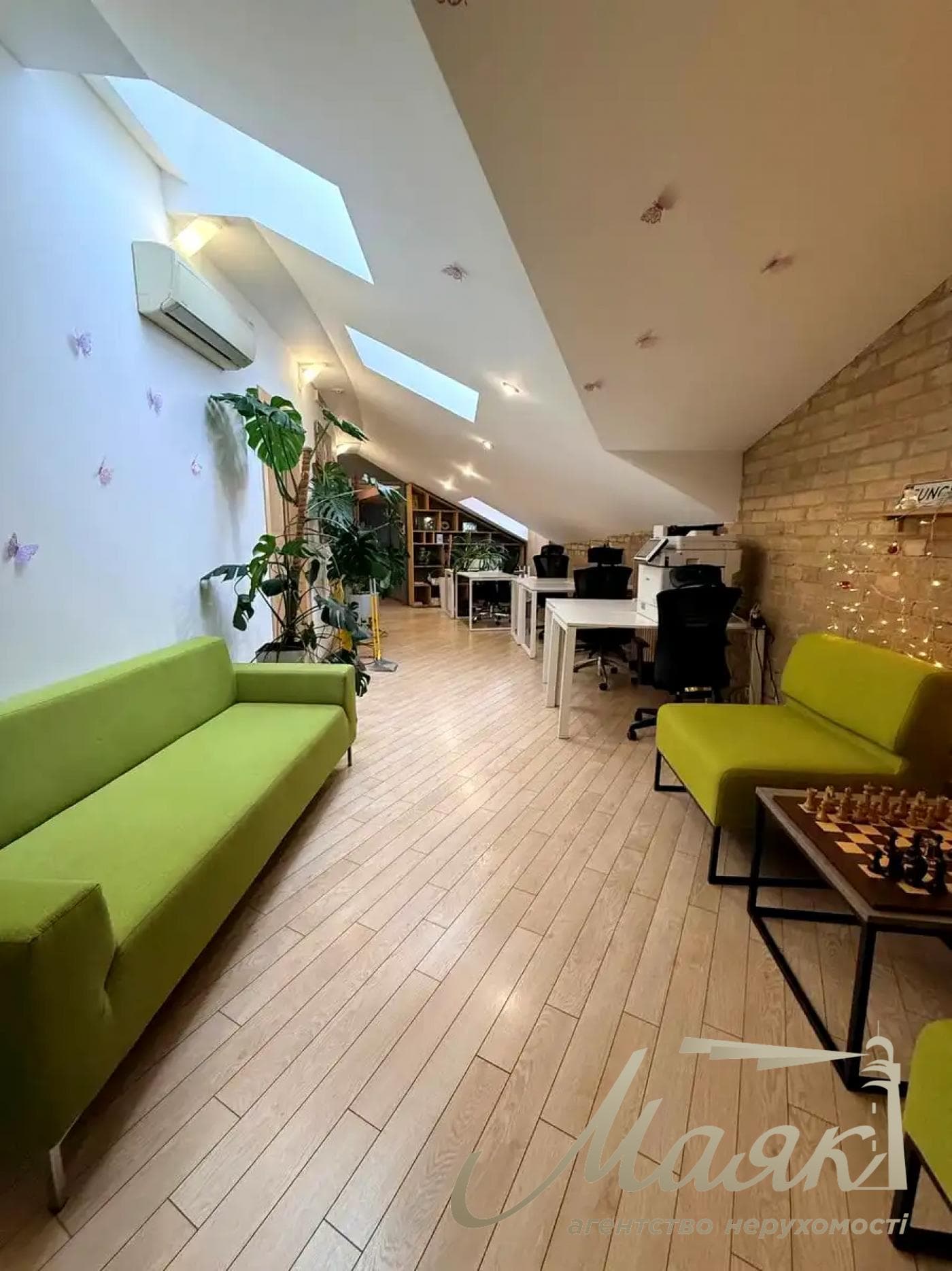 Office space for rent: 455 m² at 22 Rybalskaya St., Pechersk.