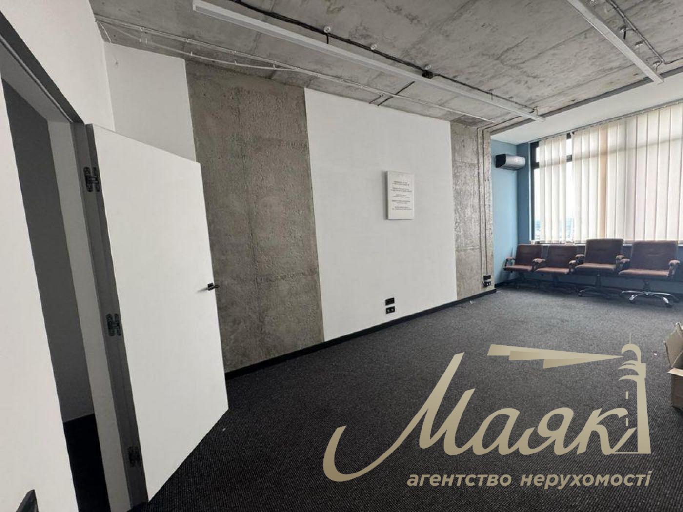 Оренда офісу 117 м.кв. Панорама на Печерську, Коновальця (Щорса)