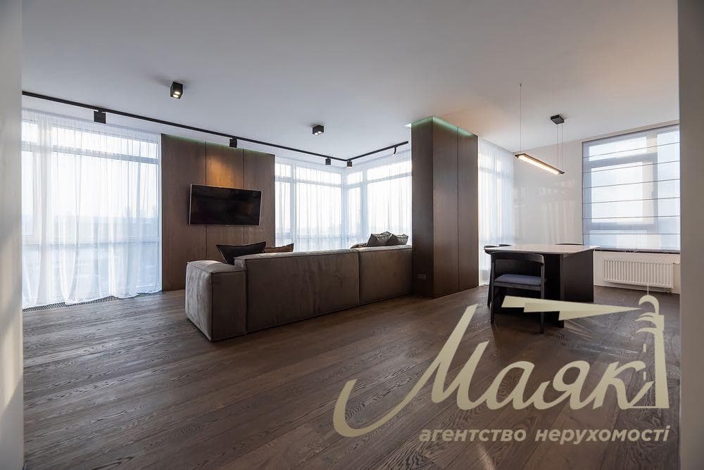 Продаж 3-кімнатної квартири в ЖК Central Park. Печерський район