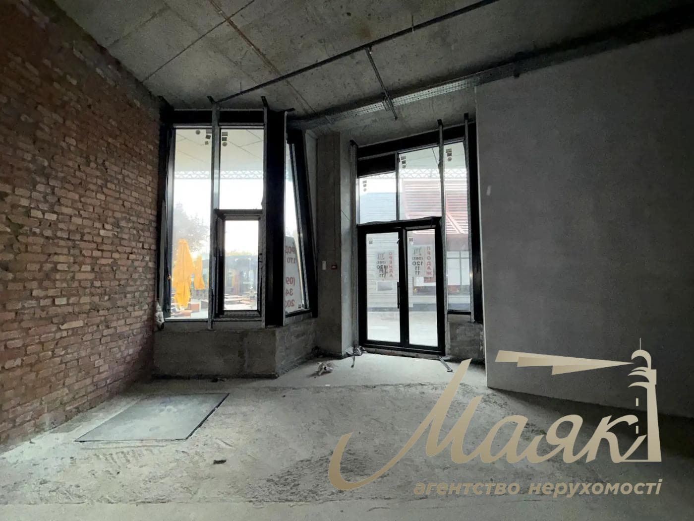 ЖК Manhattan | Комерційне приміщення площею 170 м²