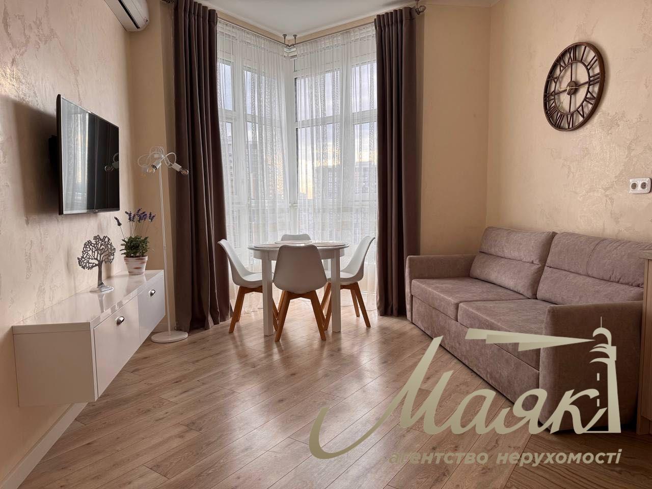 Оренда 2-кімнатної квартири, вул. Саперне Поле 14/55, Центр