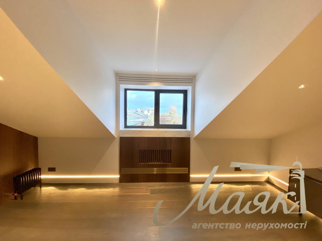 Продажа  апартаментов в историческом центре ул. Богомольца 278м2