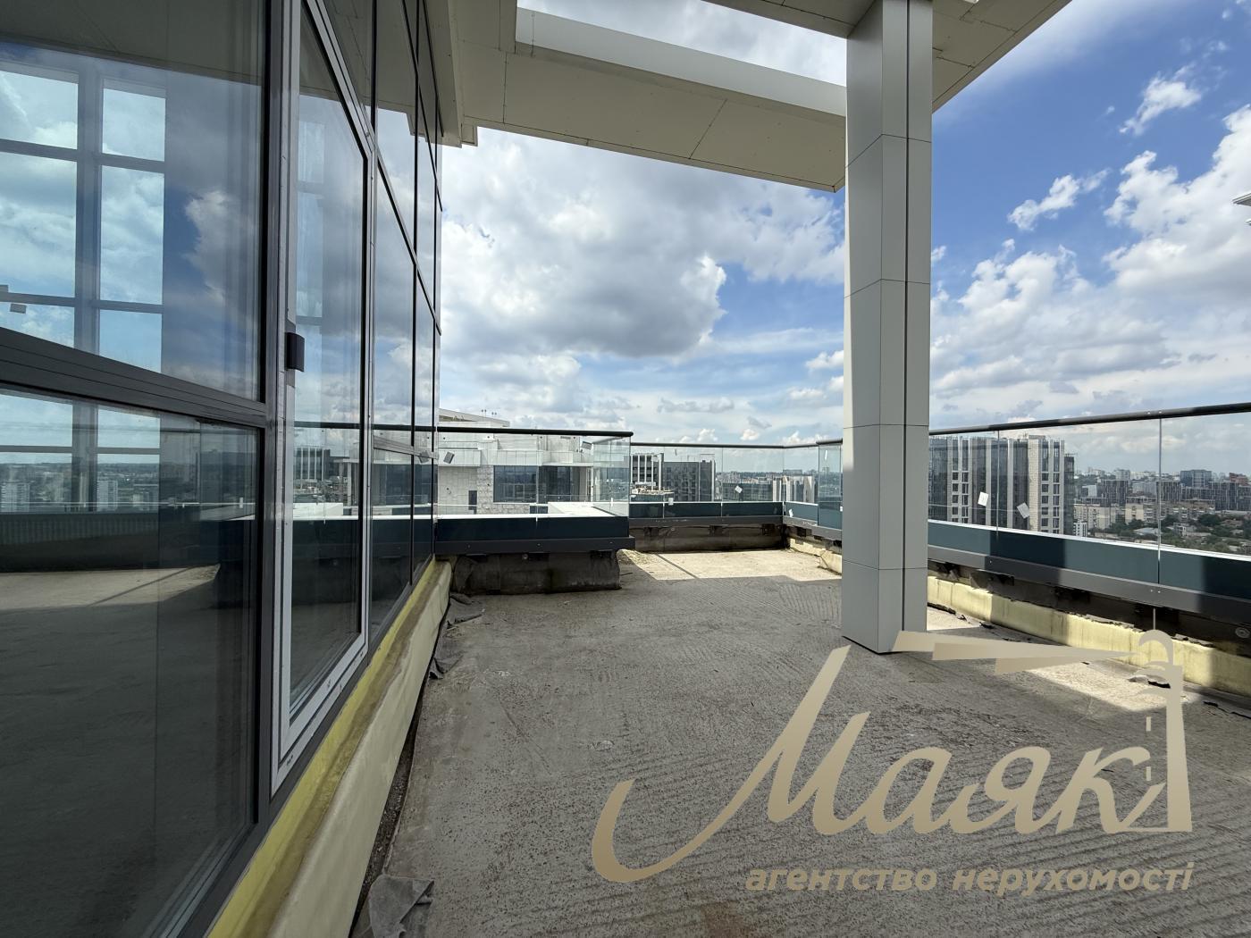 Sale of apartment/penthouse with view in residential complex Novopecherskie Lipki, Andreya Verkhoglyada street, Pechersky district, Kyiv