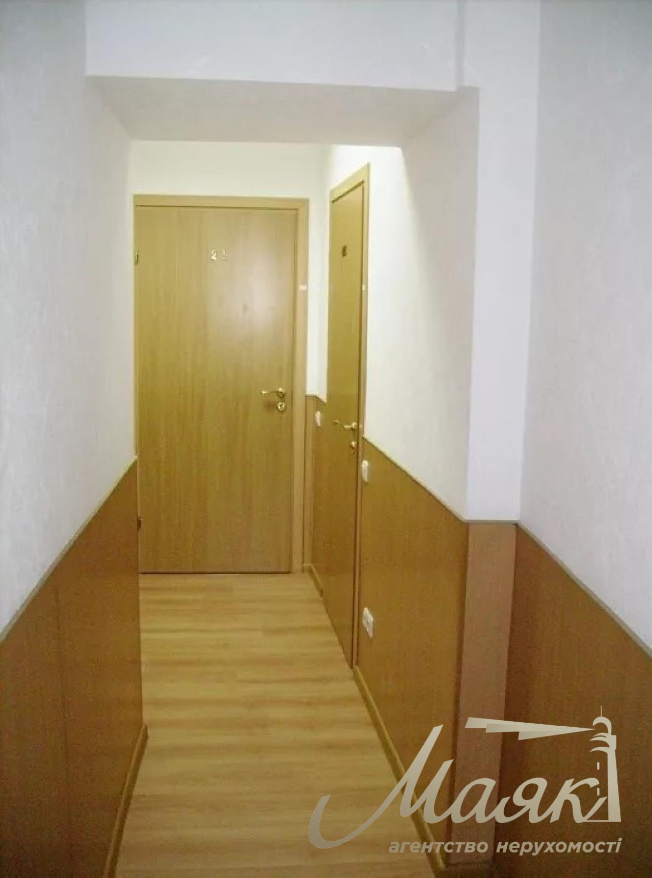 Stylish office building for sale in the elite microdistrict "Vozdvizhenka" Podil, Center, Kyiv