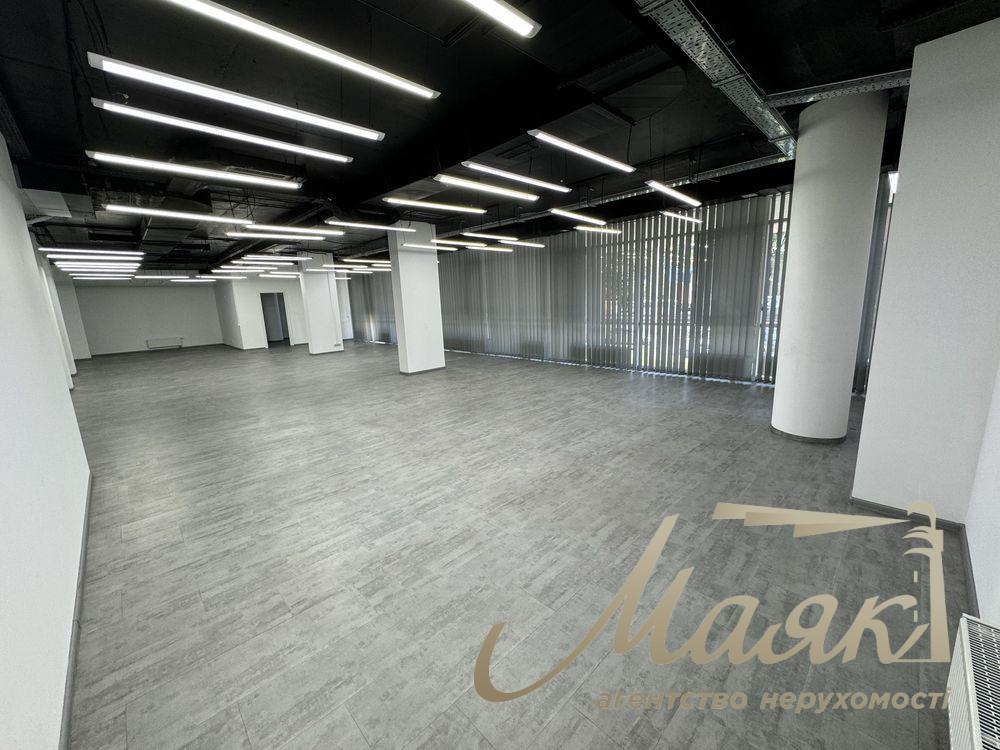 Office for rent 250m2 in Gloria Business Center, Nivki metro station