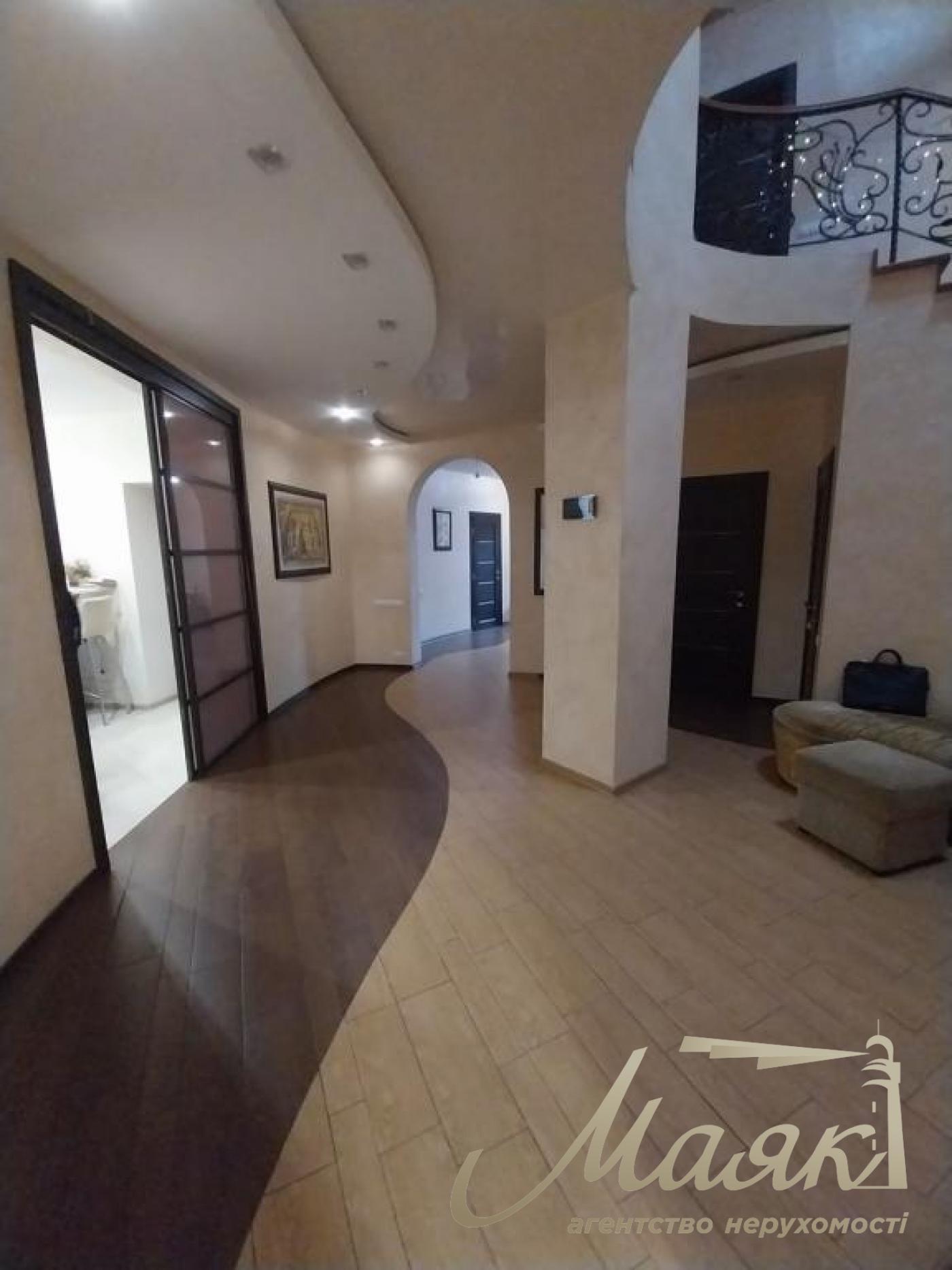 Продаж будинку 262м2 з меблями і терасою, в с.Чапаєвка/Віта-Литовська, Київ