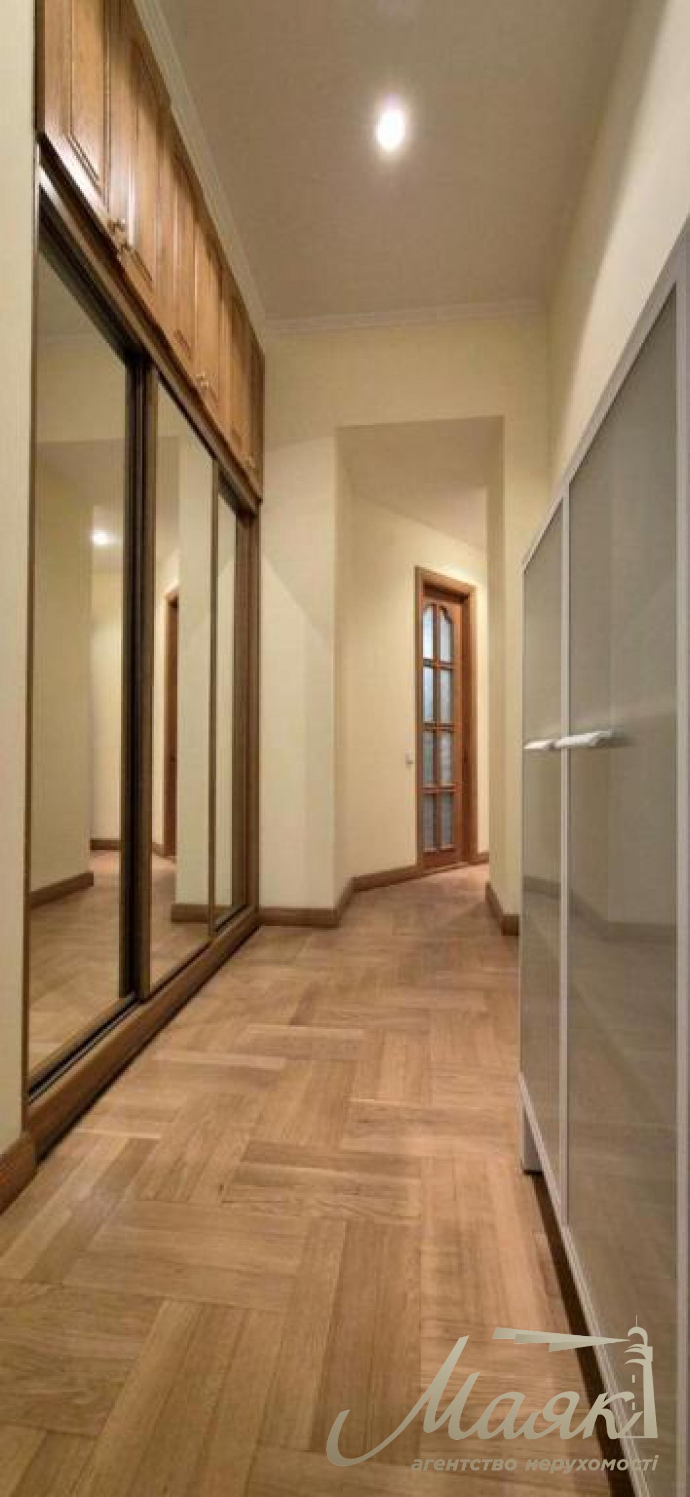 Оренда офісу 120 м2 вул. Інститутська, 19В, Печерський р-н