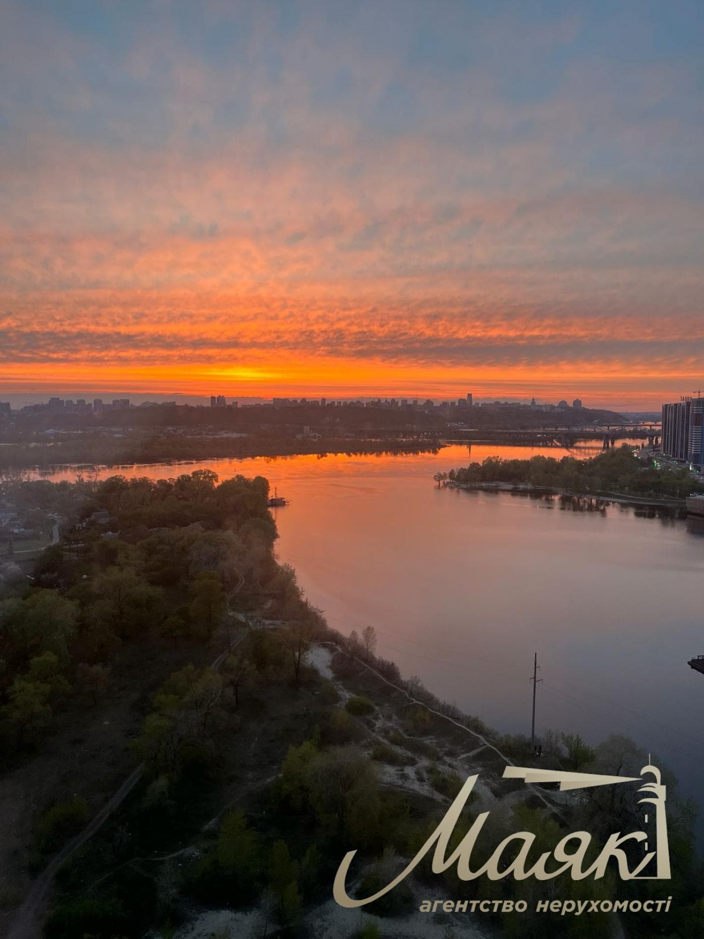 Продаж 1-кімнатної квартири з гарним видом (58,4 м²) у ЖК «Riverstone», вул. Дніпровська Набережна, 10-Д