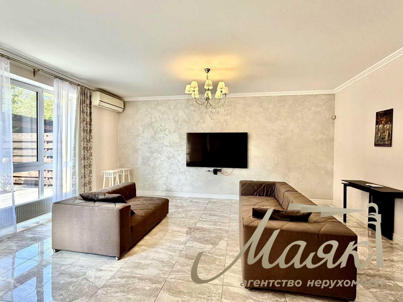 Townhouse for rent: 292 m², 3 bedrooms, terrace with waterfront access, self-contained; Kozin/Koncha-Zaspa village, Anatoliy Solovyanenko Street, Kyiv Oblast, Obukhiv direction