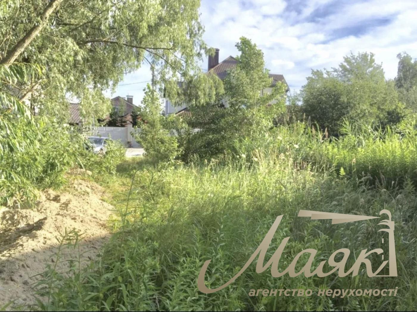 Land plot for sale in Chapaevka village/Vita Litovska str. Yuriy Lavrov, Goloseevskyi district, Kyiv