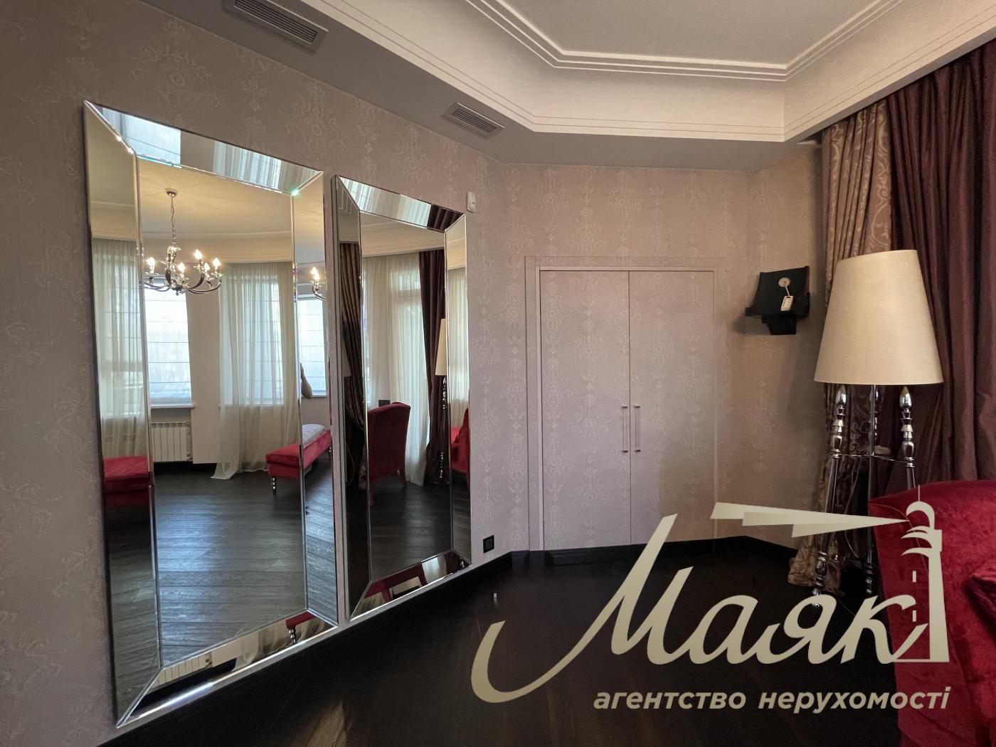 Rent penthouse str. Sribnokilska, Poznyaki, Osokorki