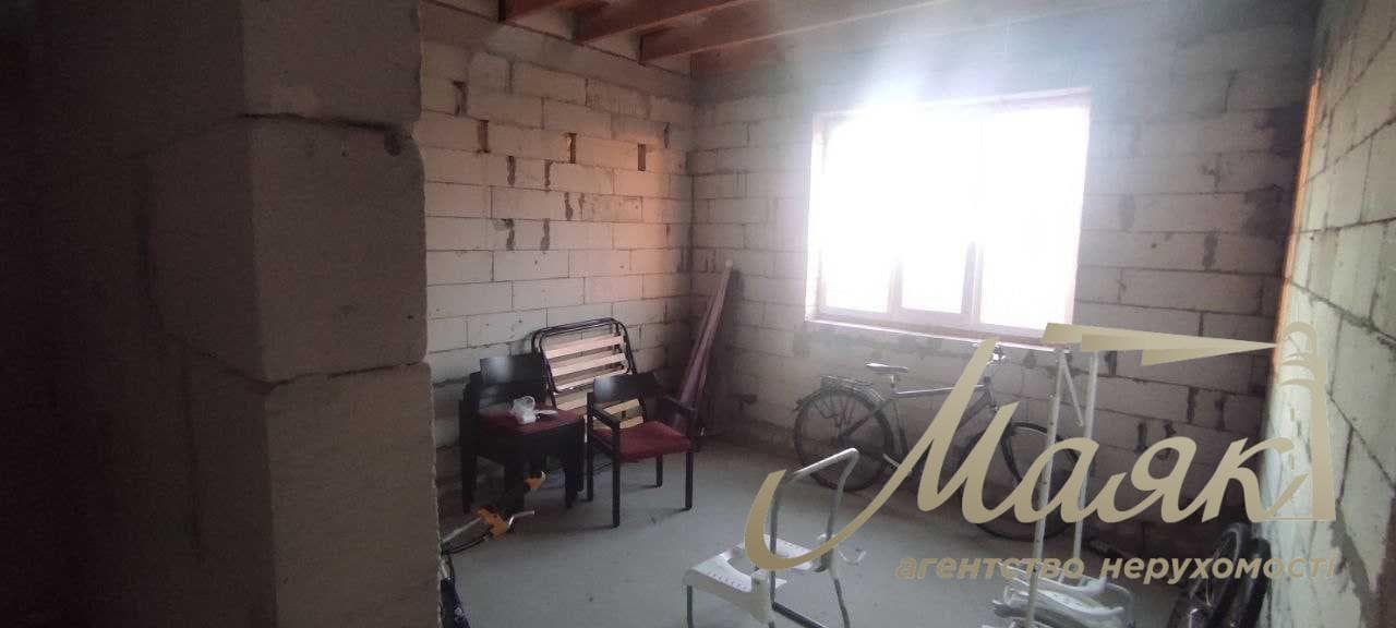 For sale house 160m2 in village Hotov, 5 km from Kiev, Kiev region, Obukhiv direction.