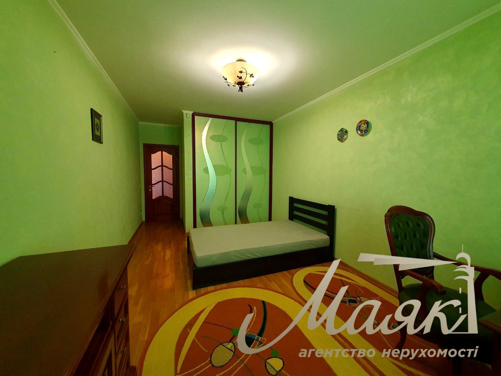 For sale 3-room apartment 107m2, Poznyaki, Anna Akhmatova str. 16-B, Darnytskyi district