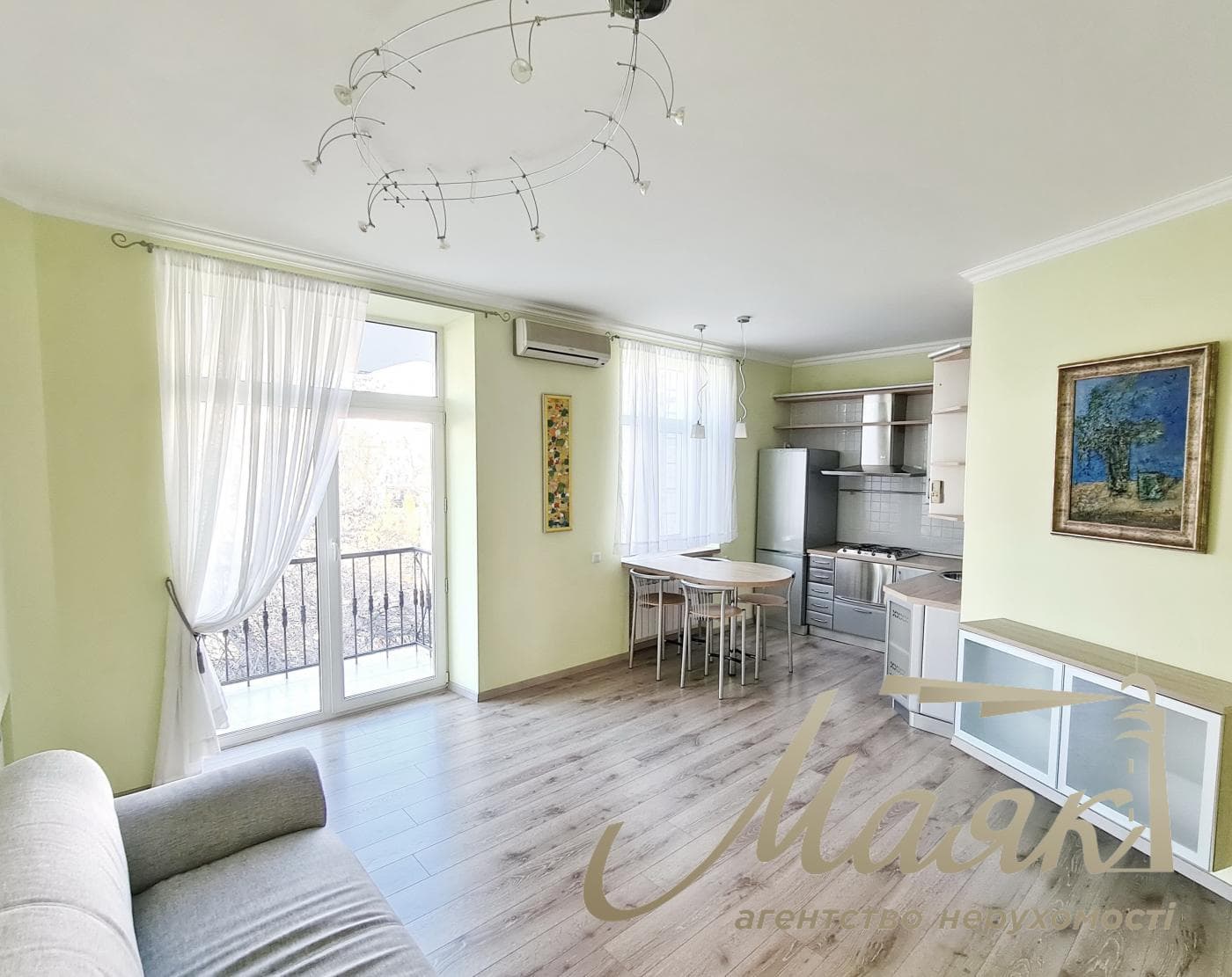 3-room apartment for rent at 21 Lyuteranskaya St., Shevchenkivskyi District.