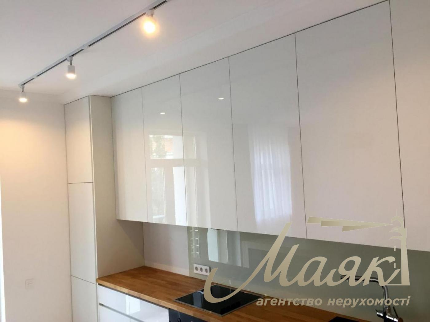 Продажа 3-комнатной квартиры ЖК Французский квартал, ул. Саперное поле