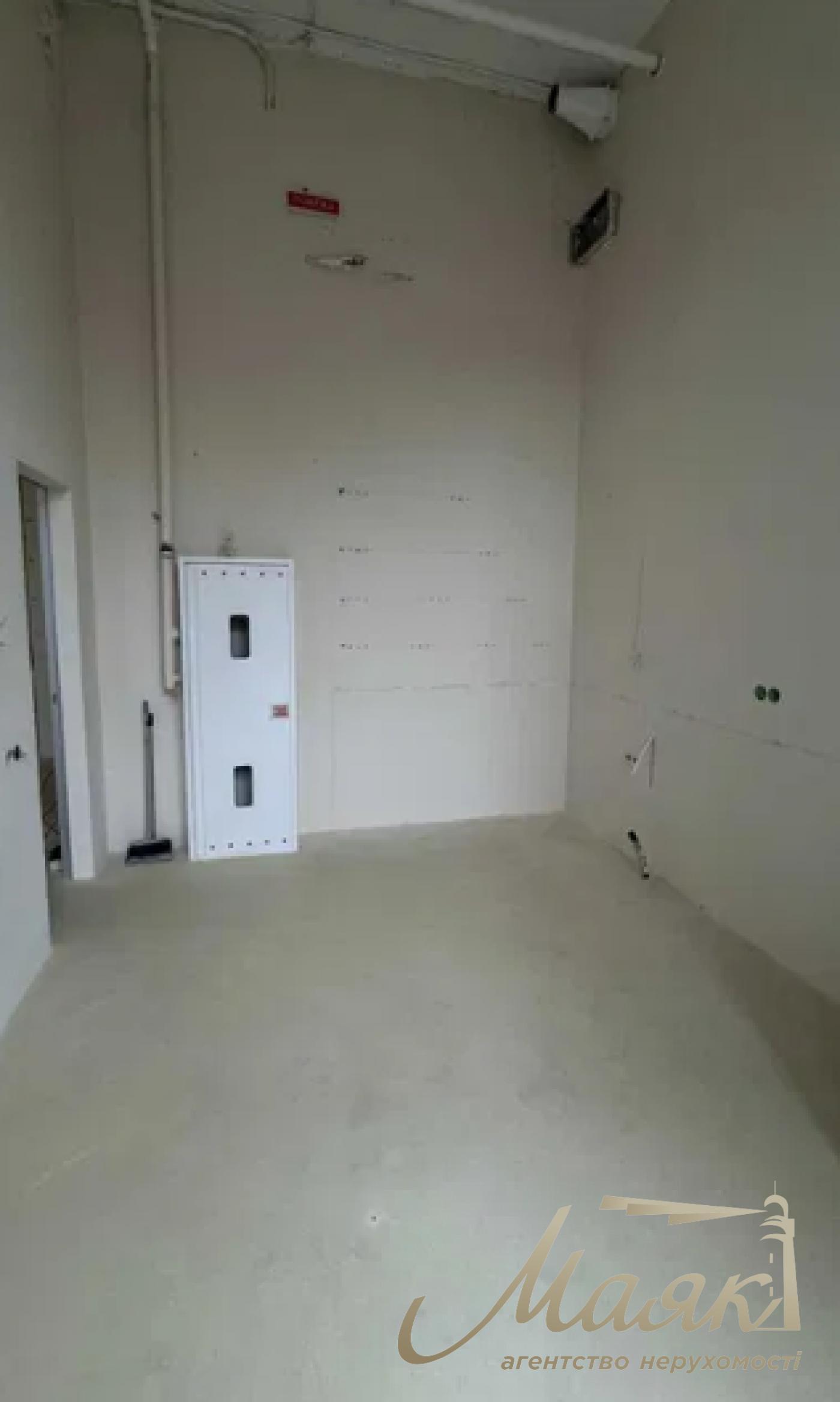 Оренда фасадного приміщення 118м2 в ЖК "Ярославів Град" Золоті Ворота