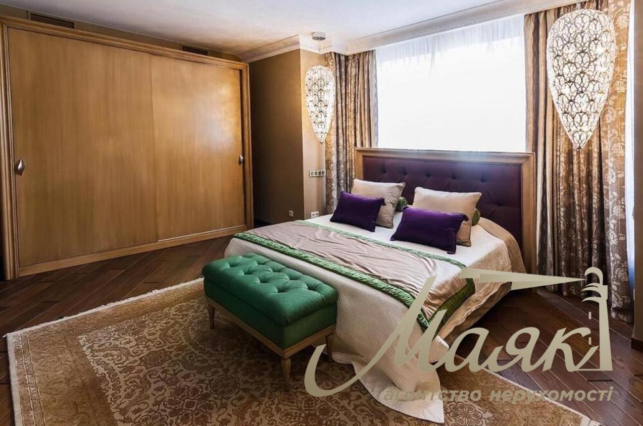 Продаж 3х кімн. квартири 195 м2 в ЖК Липська вежа, вул. Інститутська 18а