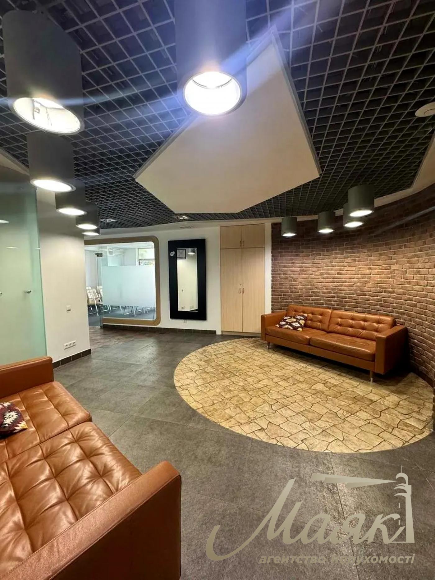 Аренда офиса 240м2 на пр.Берестейский 31, КПИ