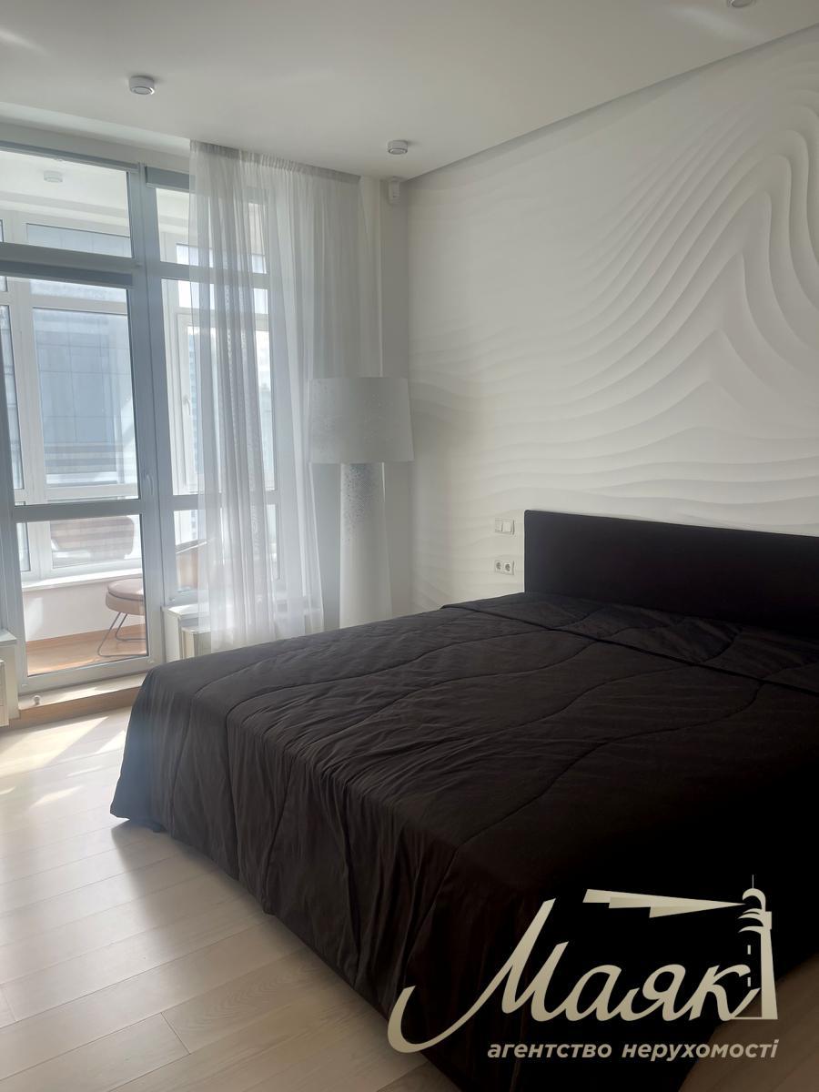 Продаж квартири 140м2 в ЖК Новопечерські липки вул. Андрія Верхогляда 14 (Михайла Драгомирова), Печерський район, Київ