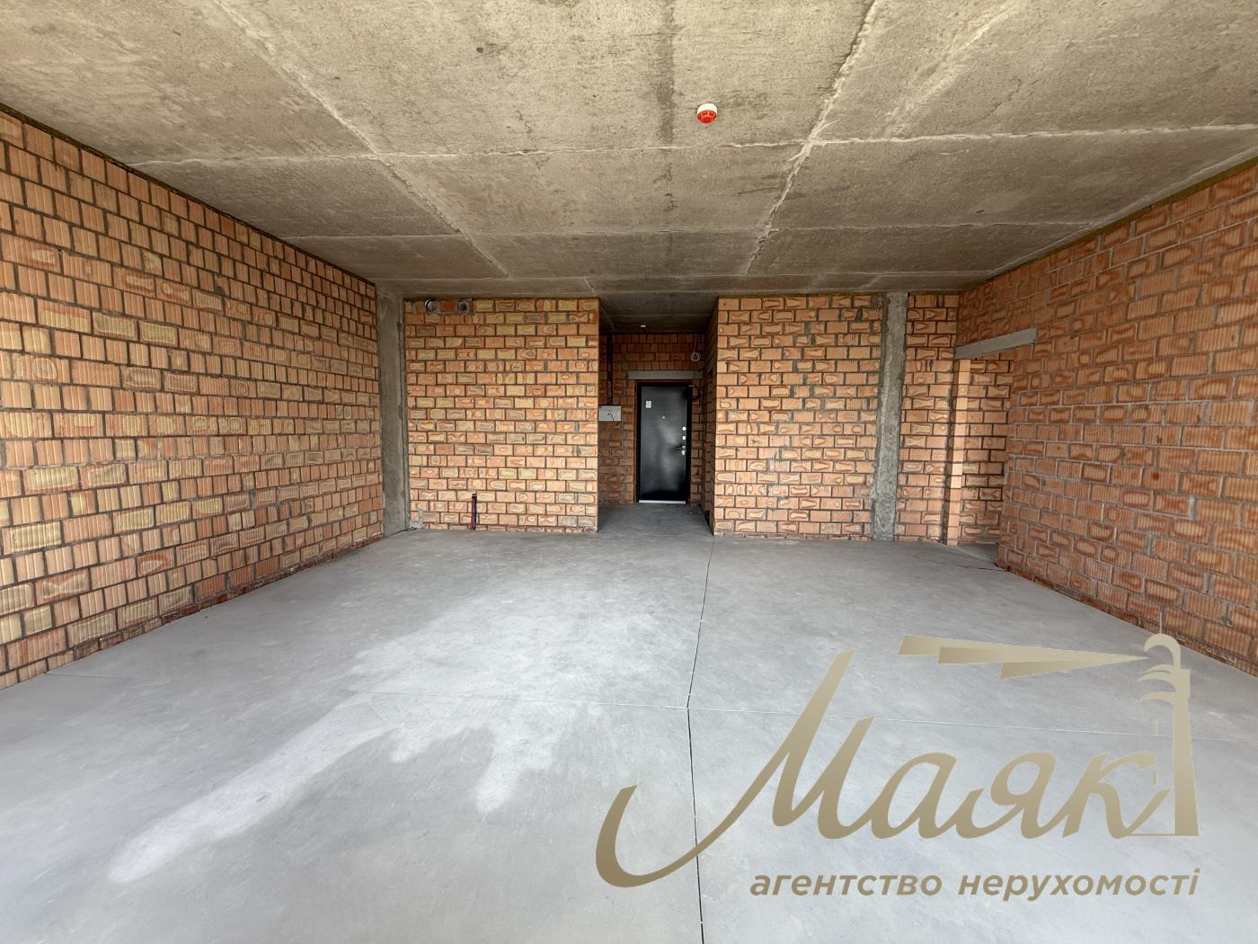 For sale 3 bedroom apartment in LCD Tetris Hall, Ivan Fedorov Street, Kiev