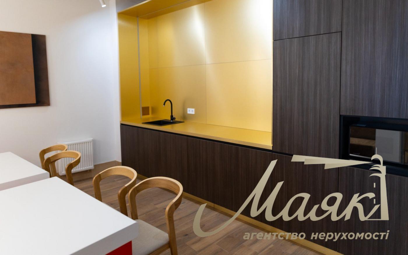 Оренда мебльованого офісу ЖК Busov Hill вул. Бусловська