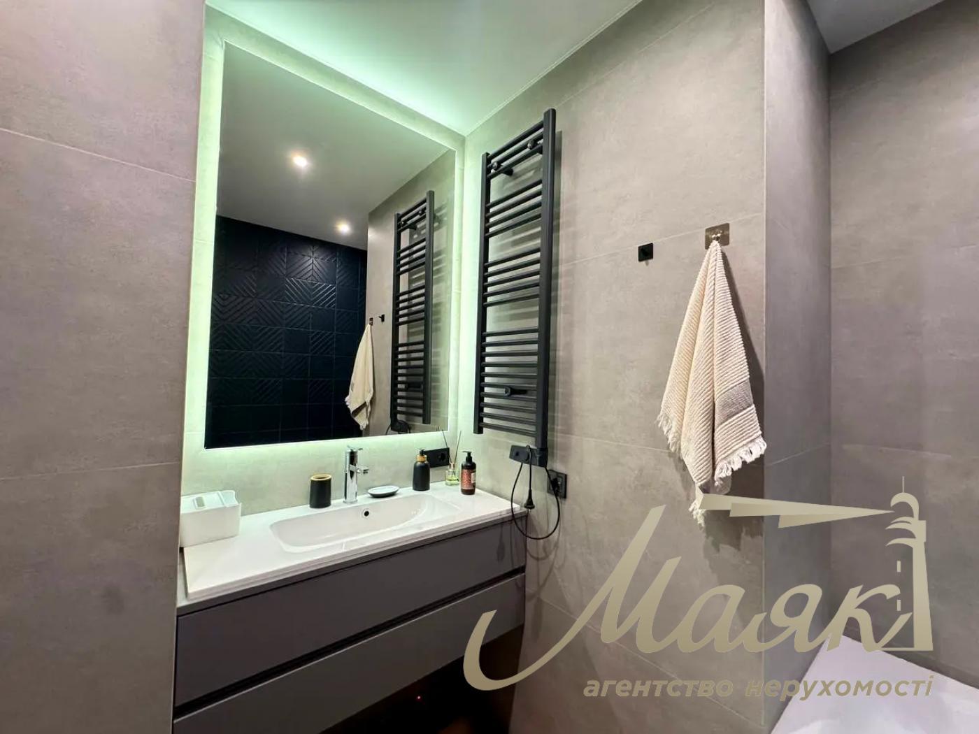 Аренда 3-комнатной квартиры в ЖК "New York concept house", Центр