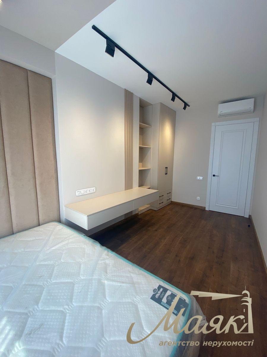 Оренда 4-х кімнтаної квартири в ЖК Busov Hill, Звіринецька.