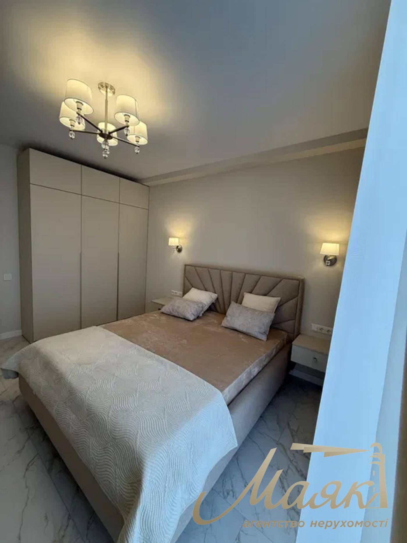 Продажа 2-комнатной квартиры ЖК Новая Англия, ул. Максимовича