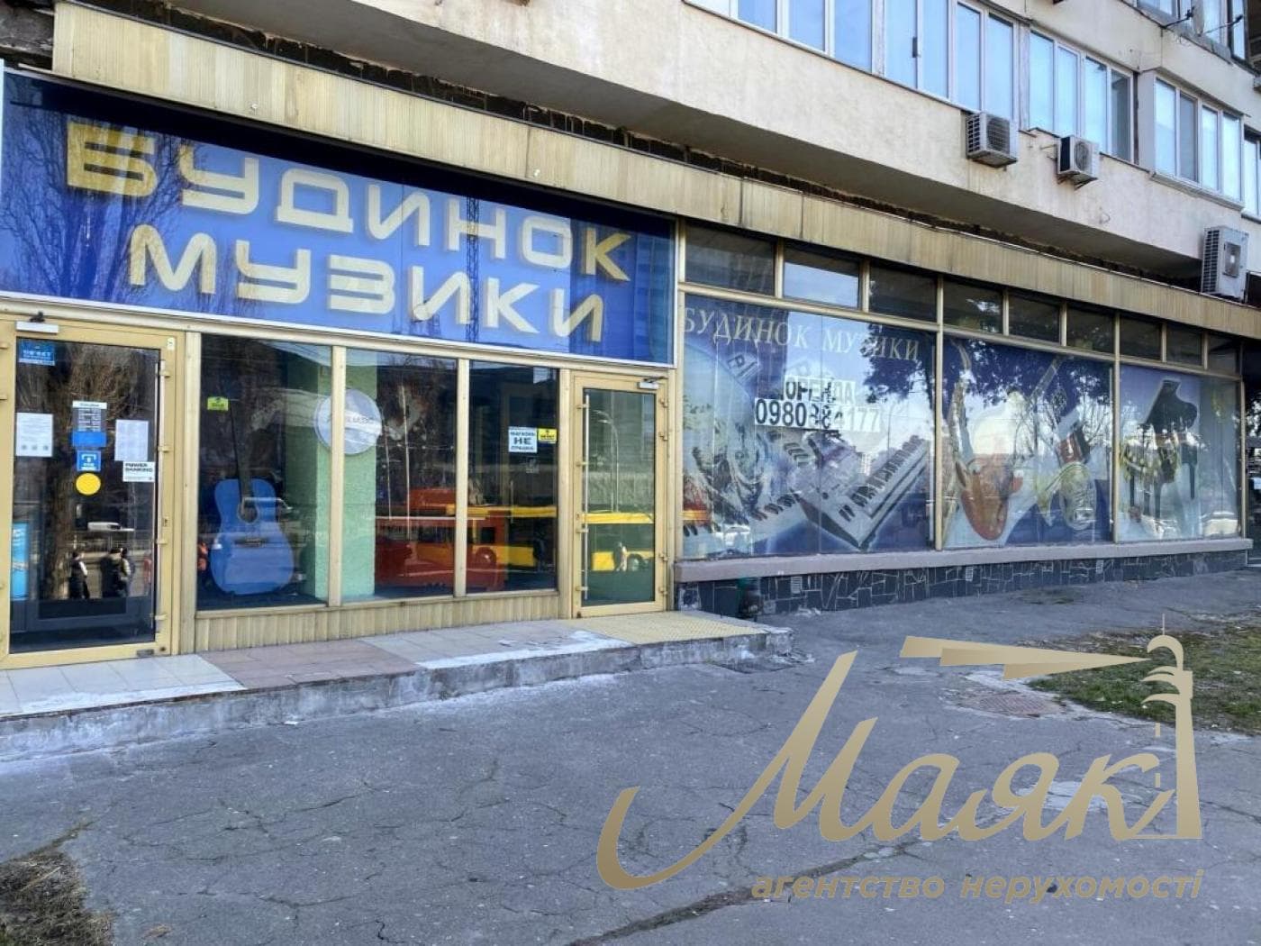 Оренда фасадного приміщення 510 м.кв. Велика Васильківська, метро Либідська