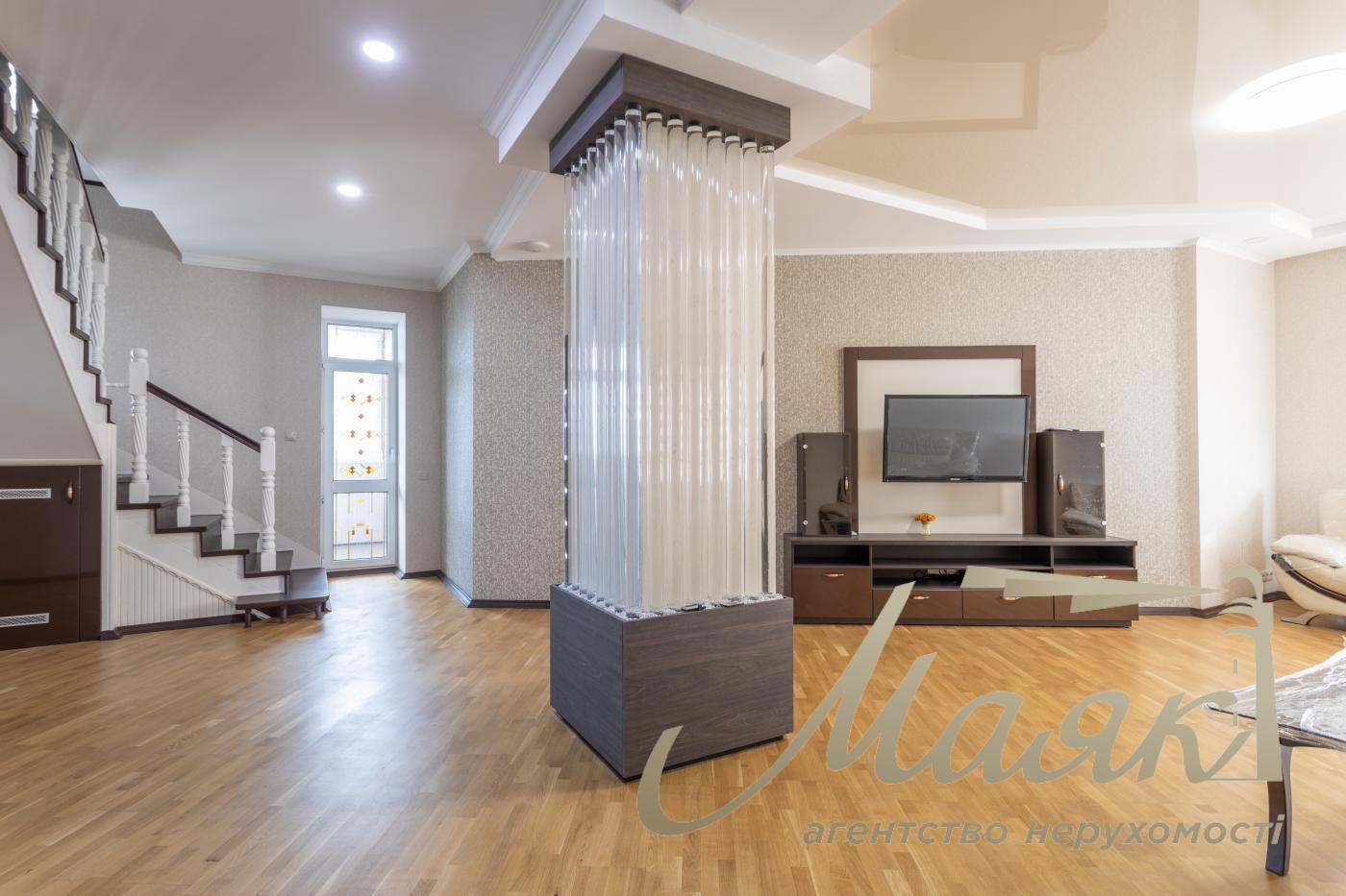 Продажа видового трехуровнего пентхауса 555м2, Ковпака 17, Нижний Печерск, метро Лыбедская