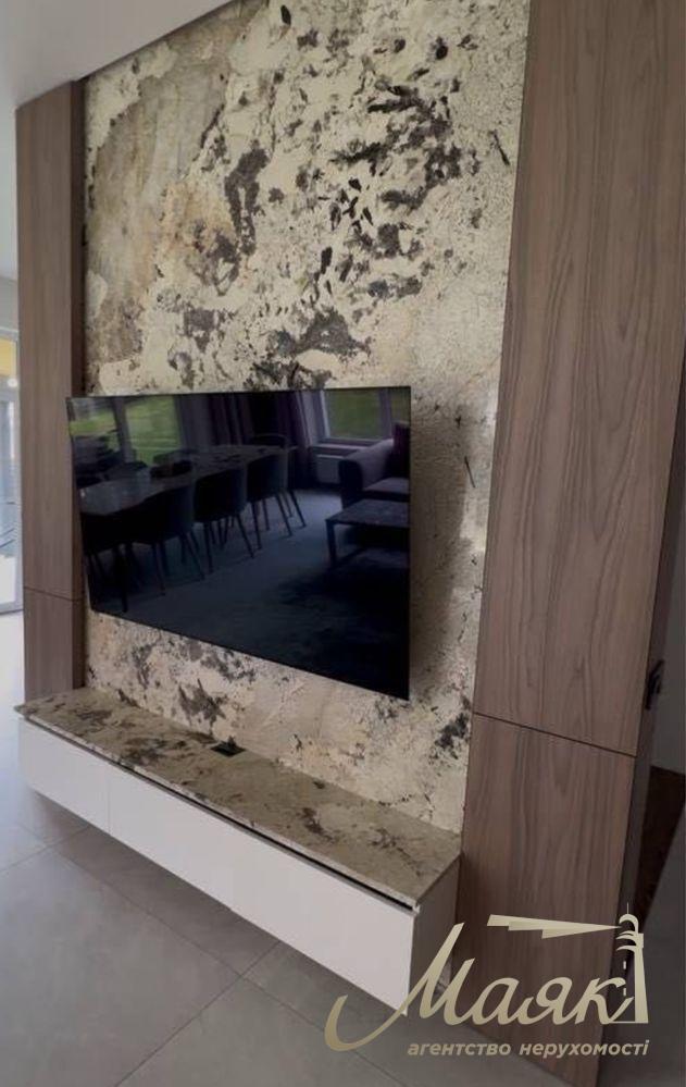 Оренда нового сучасного будинку 230 м² Котеджне містечко "Нова Ходосівка", Київська область, у лісі.