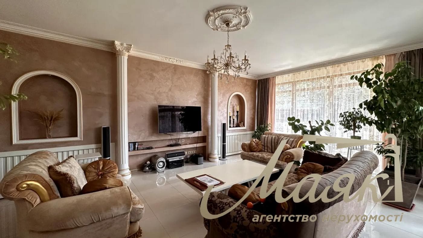 Продаж елітного будинку в Козині 390м2, 22 сотки землі, Козин/Конча Заспа, Дамба, Обухівський напрямок, Київська область.