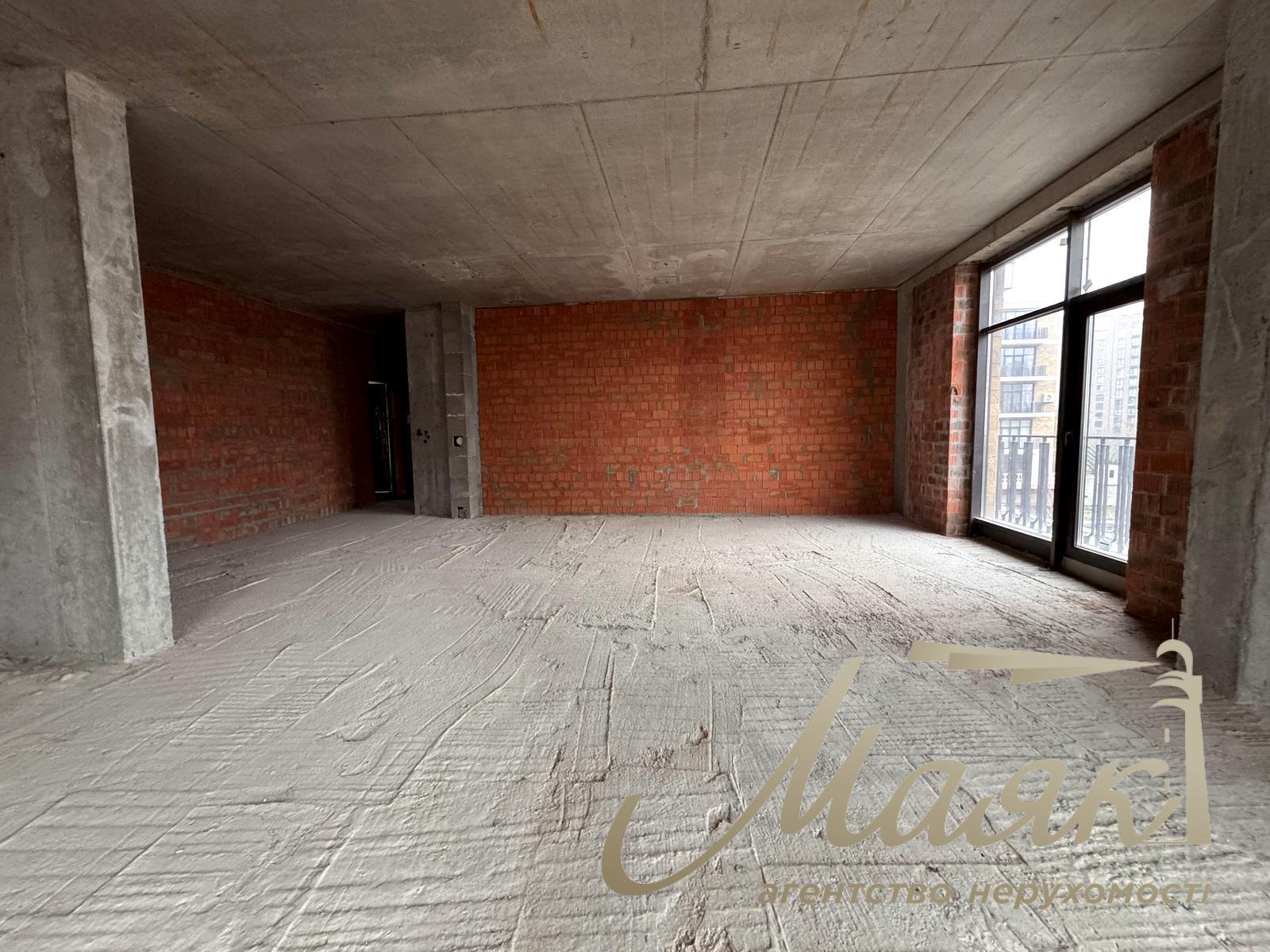 Продажа квартиры без ремонта 109 кв.м. в ЖК Liberty Residence