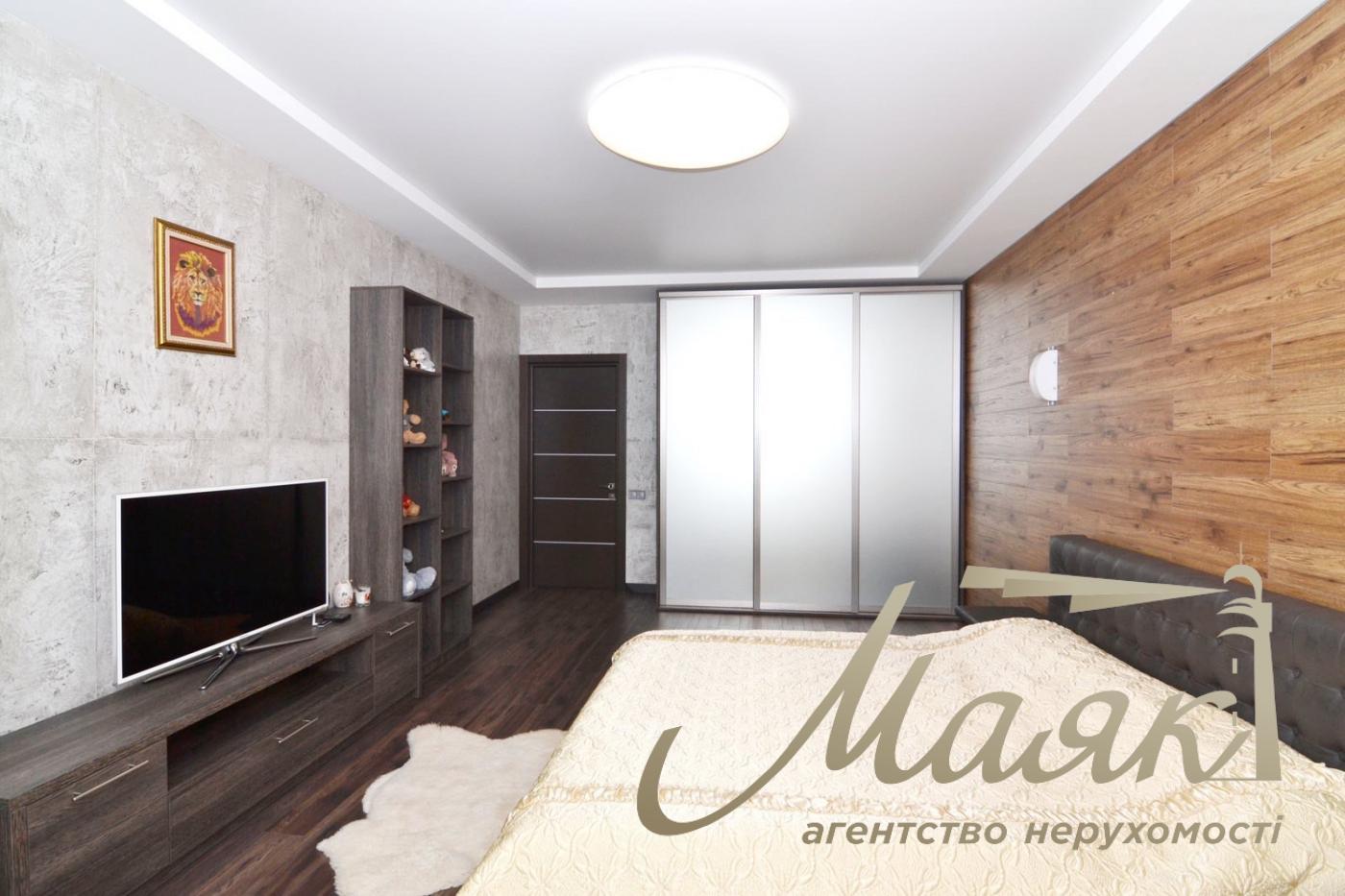 Продажа 4к квартиры ЖК Лазурный Блюз, ул. Туманяна, Русановка