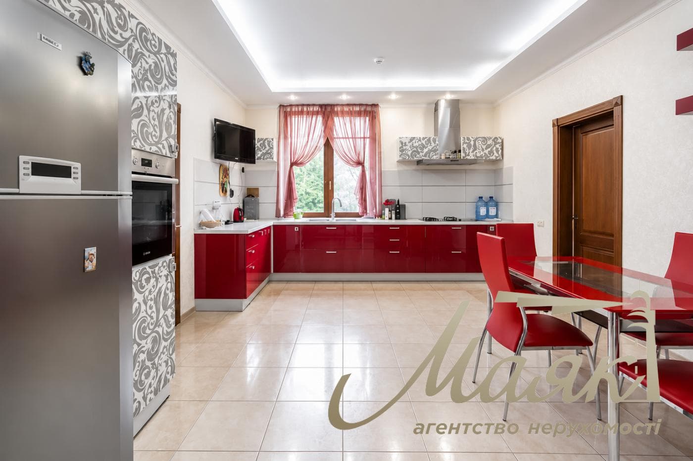 Sale of house 420 m2 in elite KG Solnechnaya Dolina, Romankov