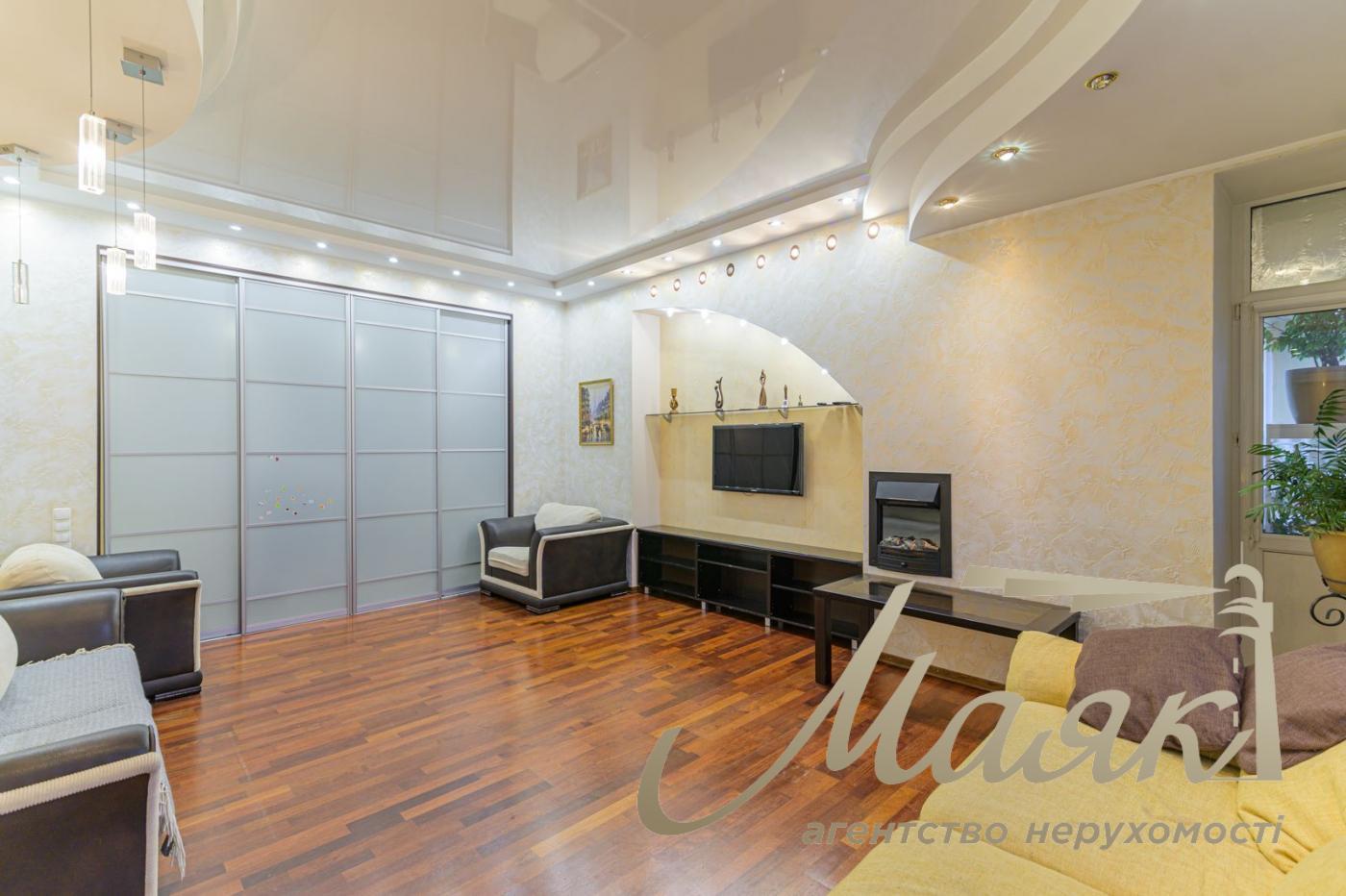 Продаж 3к квартири вул. Чорновола, Лук'янівка