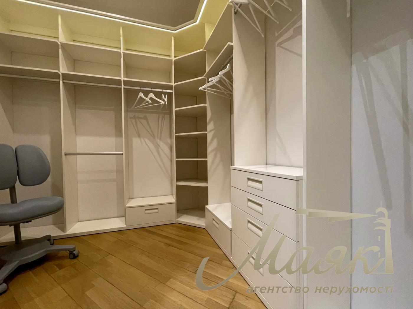 Оренда 4-кімнатної квартир 190 м² ЖК Новопечерські Липки, вул. Драгомирова, 20, Печерський район.